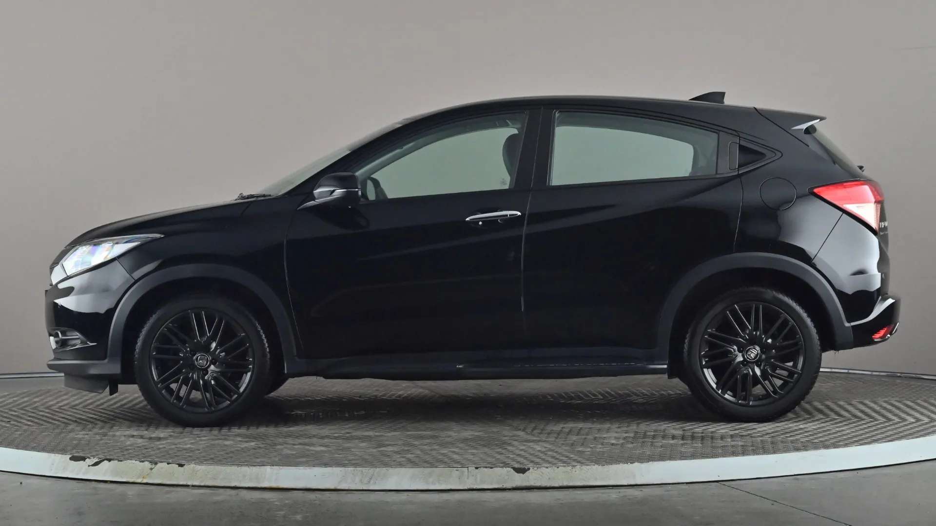A 2018 HONDA HR-V 1.5 i-VTEC SE CVT A 2018 HONDA HR-V 1.5 i-VTEC SE CVT