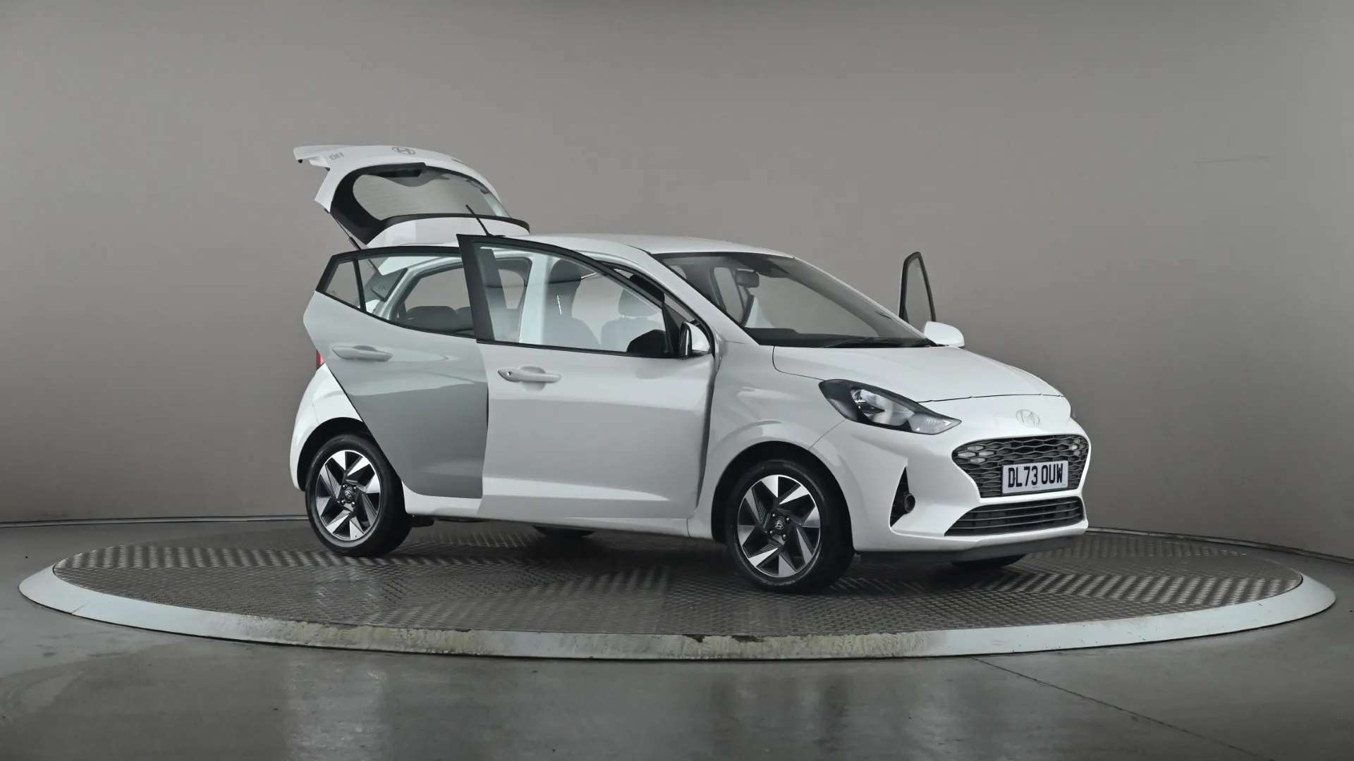 2023 HYUNDAI I10 2023 HYUNDAI I10