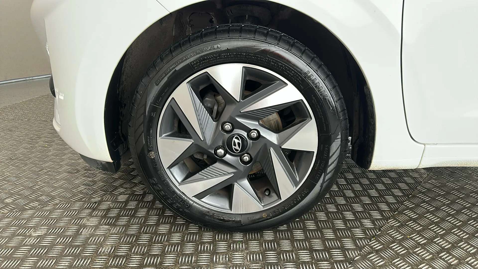2023 HYUNDAI I10 2023 HYUNDAI I10