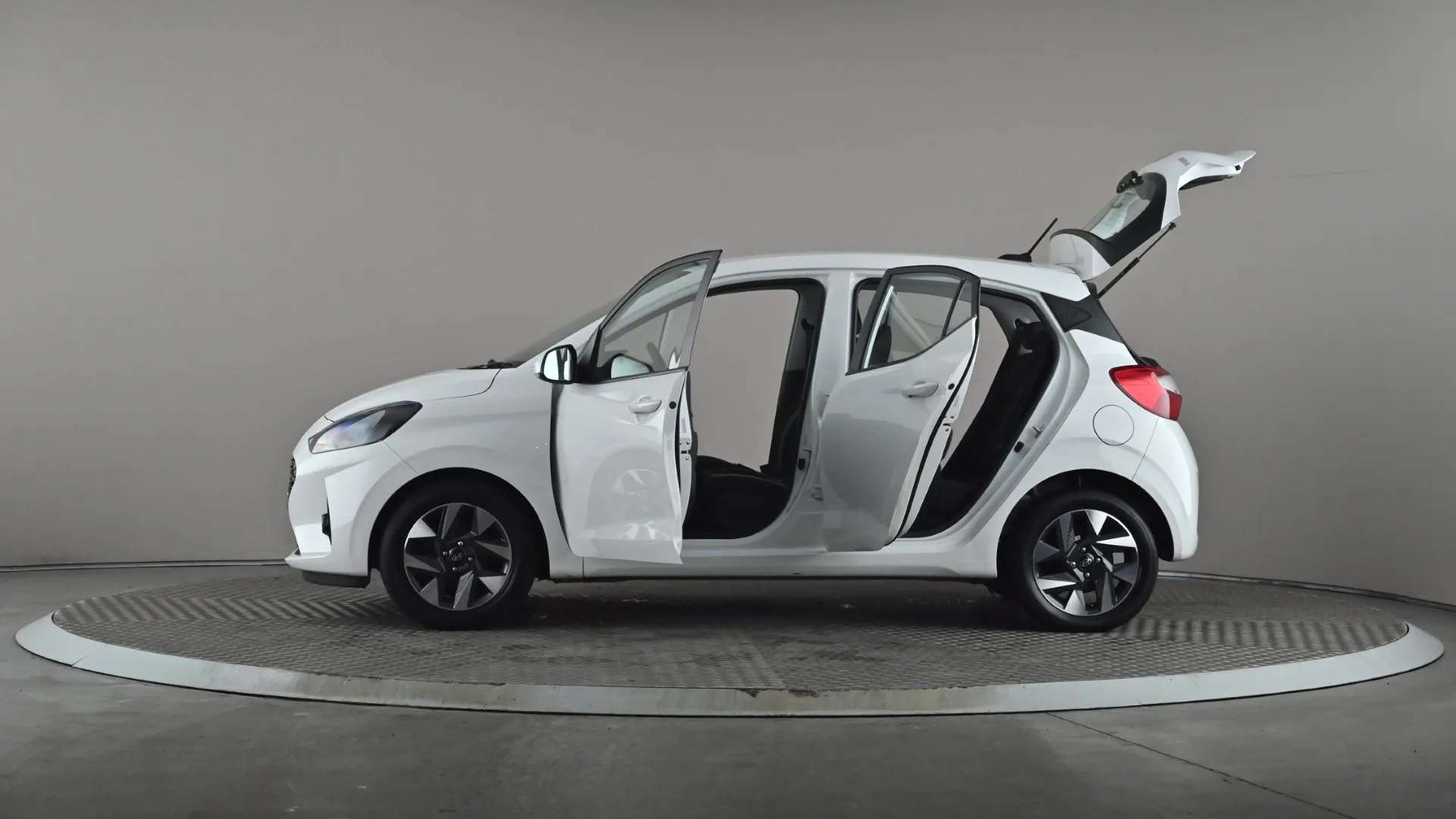 2023 HYUNDAI I10 2023 HYUNDAI I10