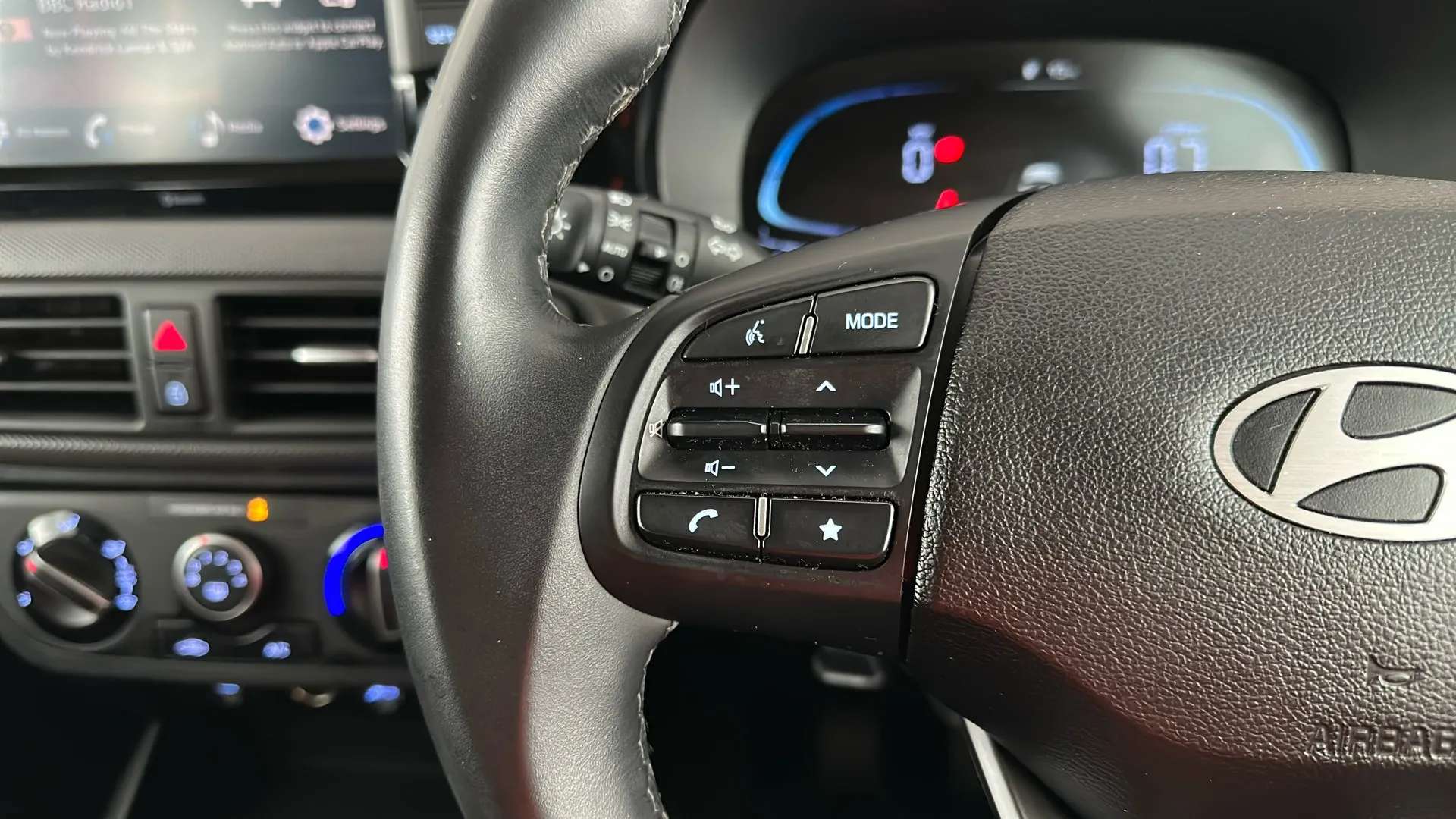2023 HYUNDAI I10 2023 HYUNDAI I10