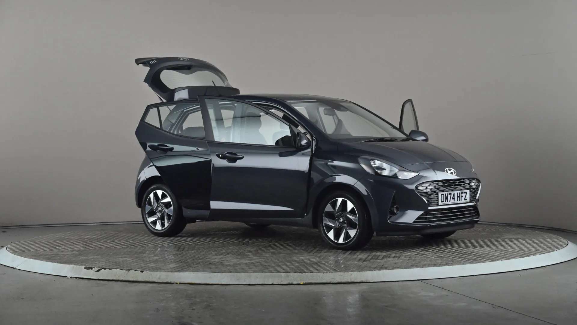 2024 HYUNDAI I10 2024 HYUNDAI I10