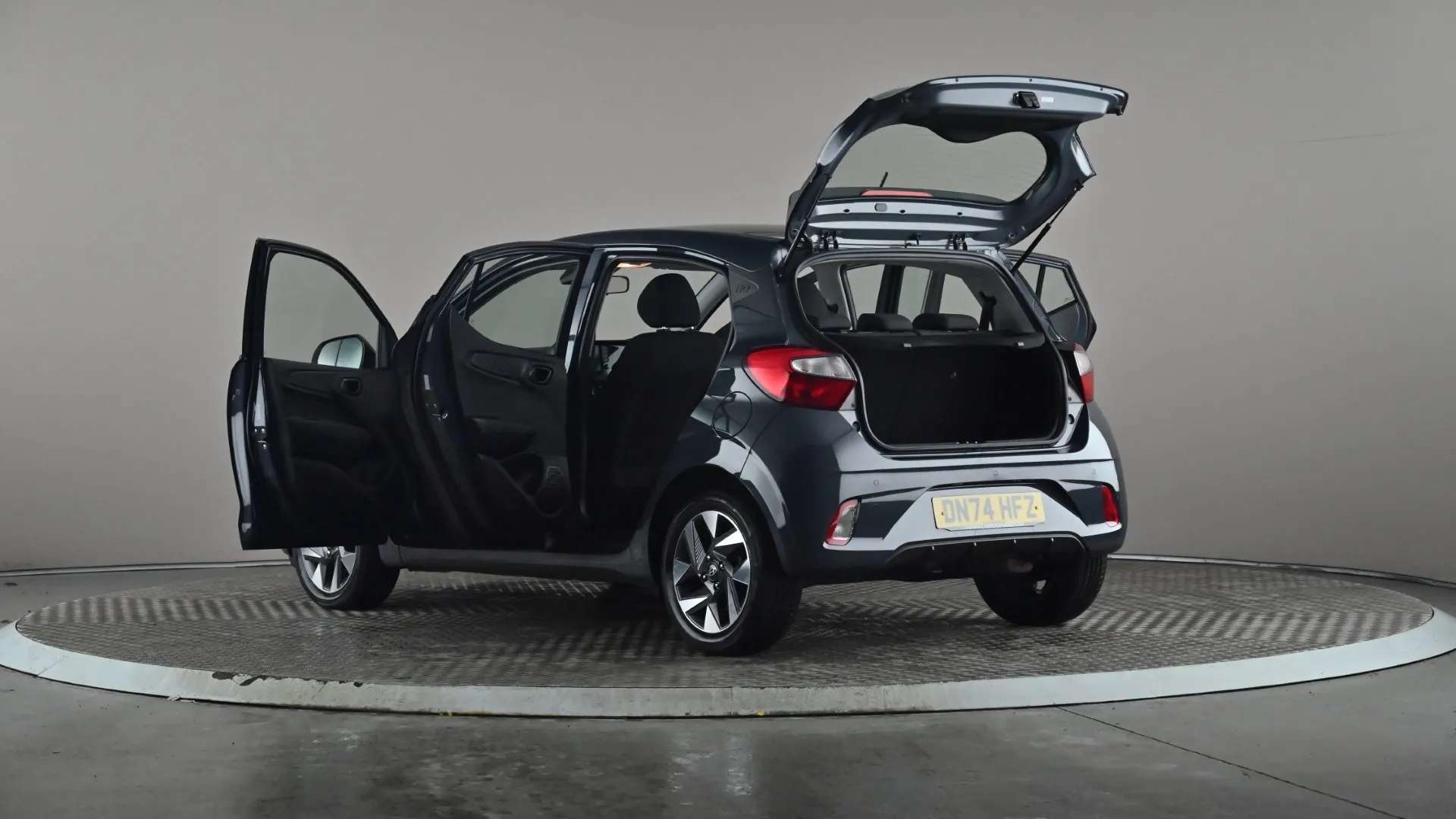 2024 HYUNDAI I10 2024 HYUNDAI I10