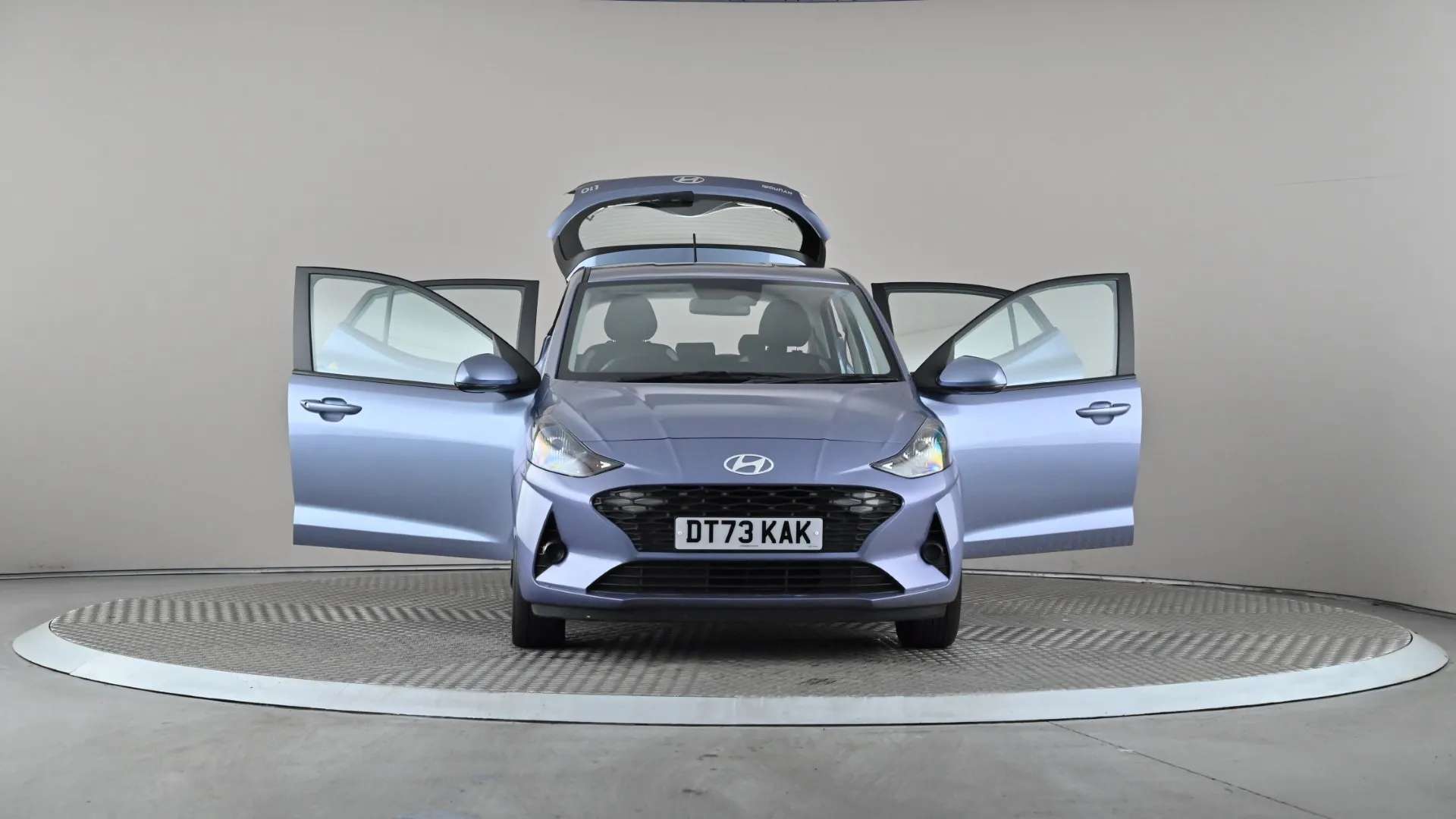 2024 HYUNDAI I10 2024 HYUNDAI I10