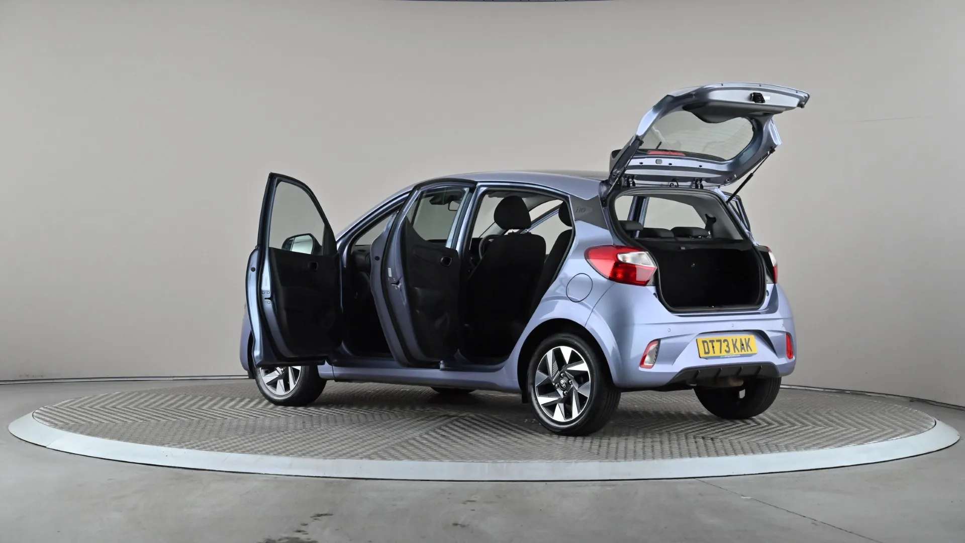 2024 HYUNDAI I10 2024 HYUNDAI I10
