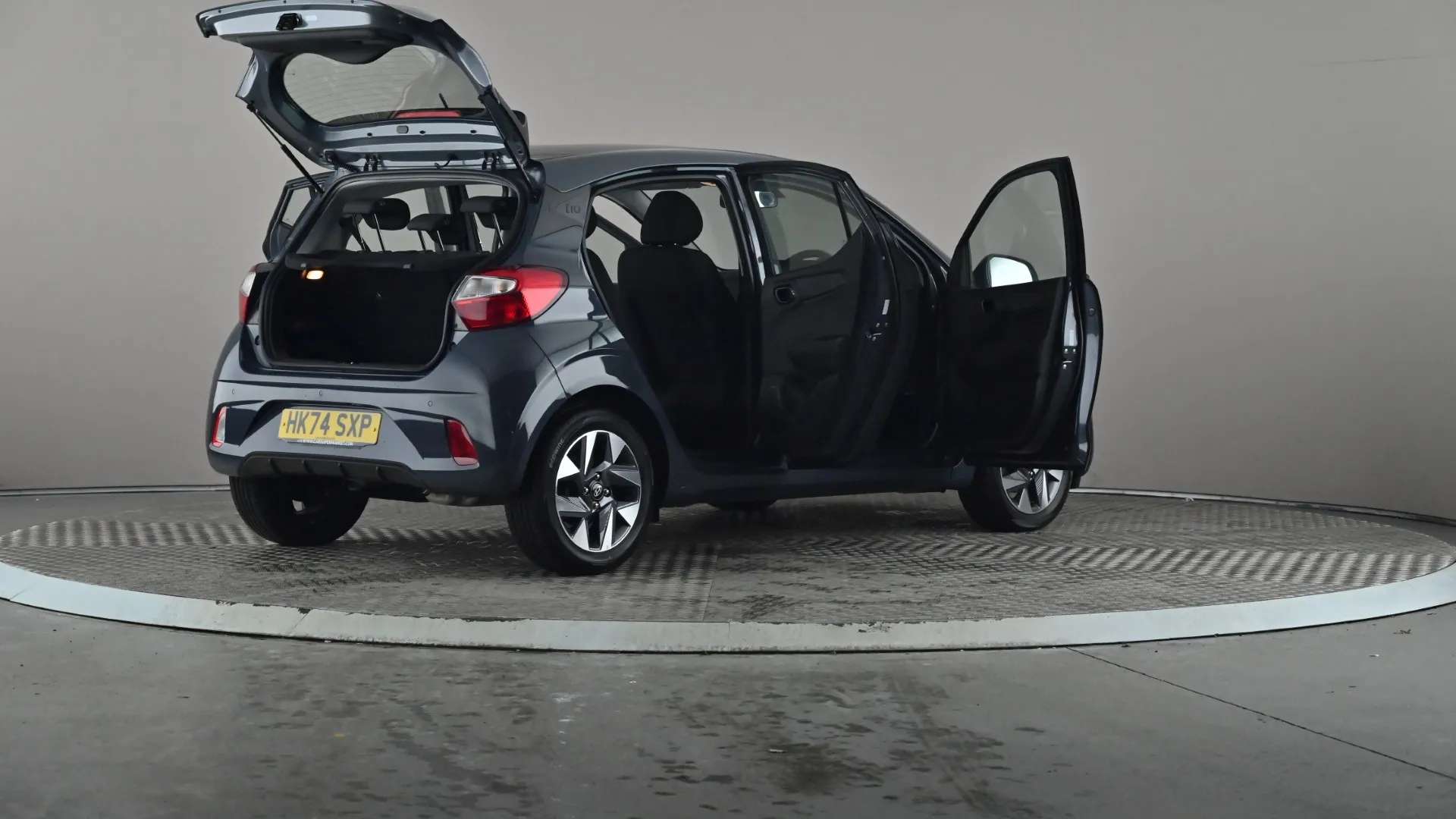 2024 HYUNDAI I10 2024 HYUNDAI I10