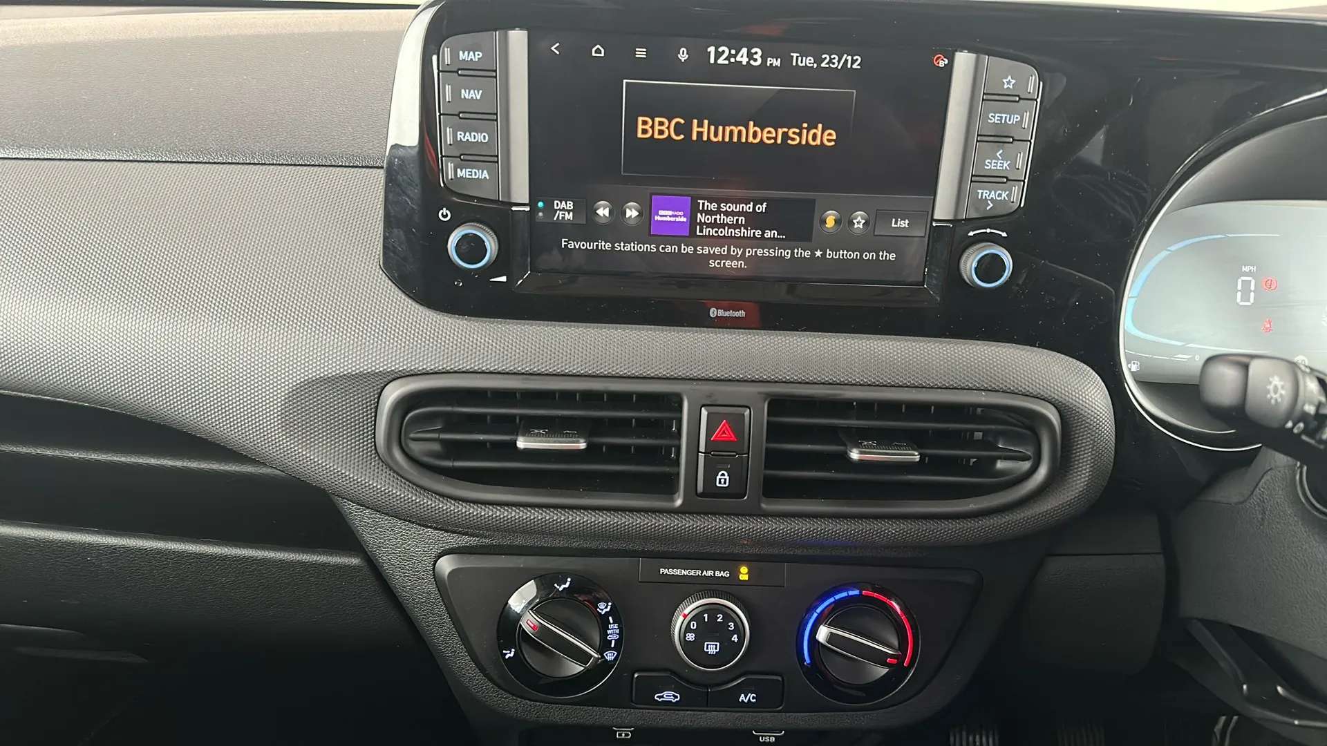 2024 HYUNDAI I10 2024 HYUNDAI I10