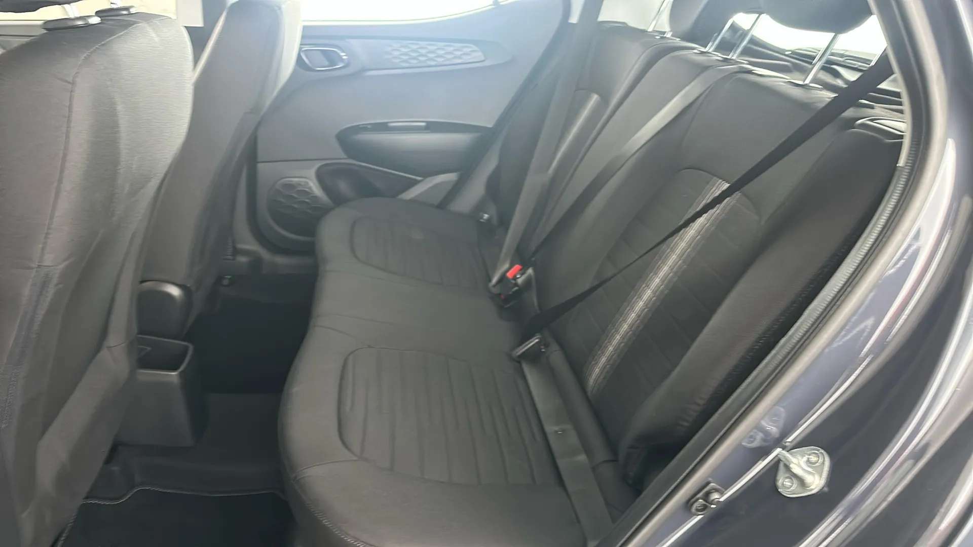 2024 HYUNDAI I10 2024 HYUNDAI I10