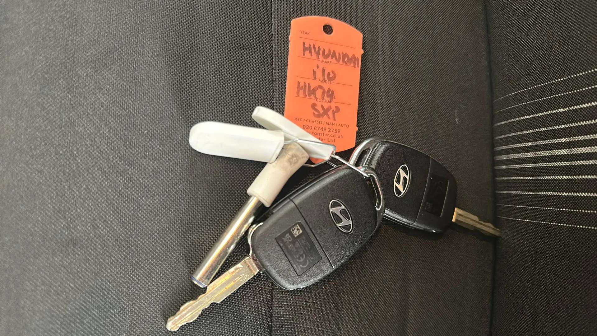 2024 HYUNDAI I10 2024 HYUNDAI I10