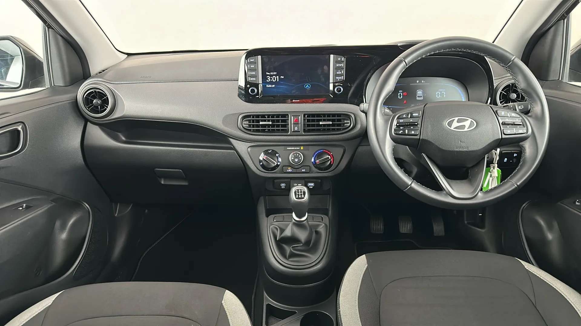 2024 HYUNDAI I10 2024 HYUNDAI I10