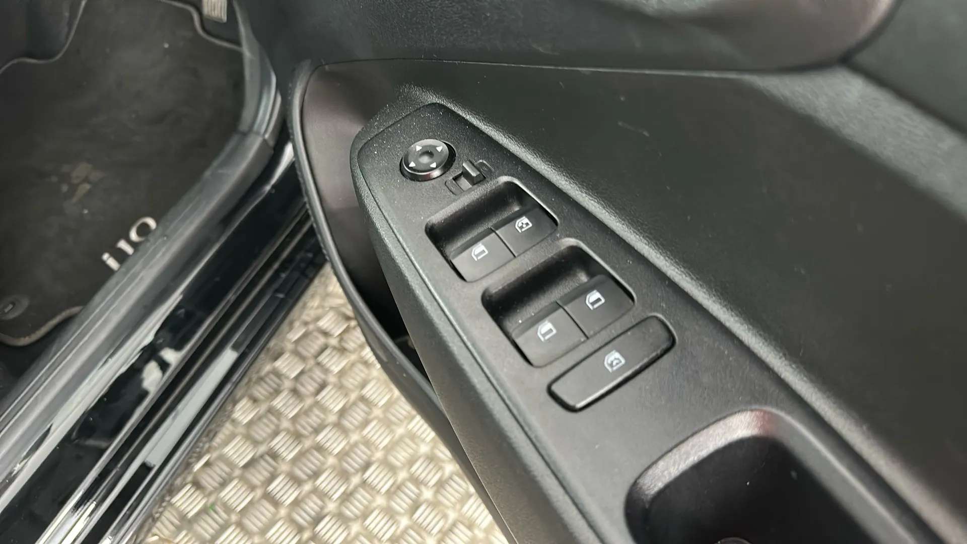 2024 HYUNDAI I10 2024 HYUNDAI I10