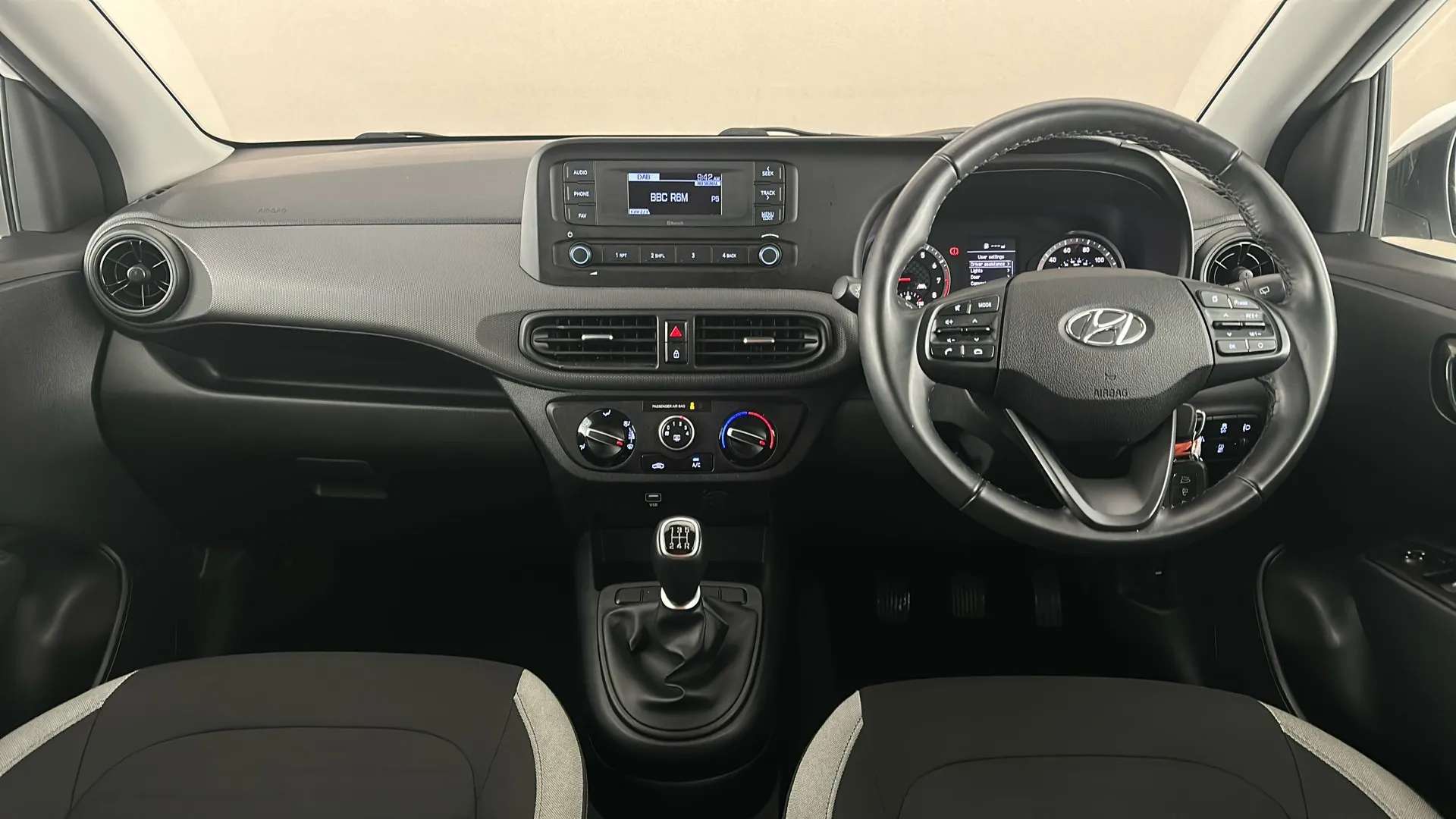 2022 HYUNDAI I10 2022 HYUNDAI I10