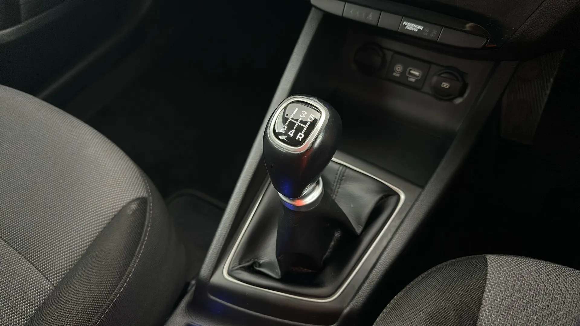 2020 HYUNDAI I20 2020 HYUNDAI I20