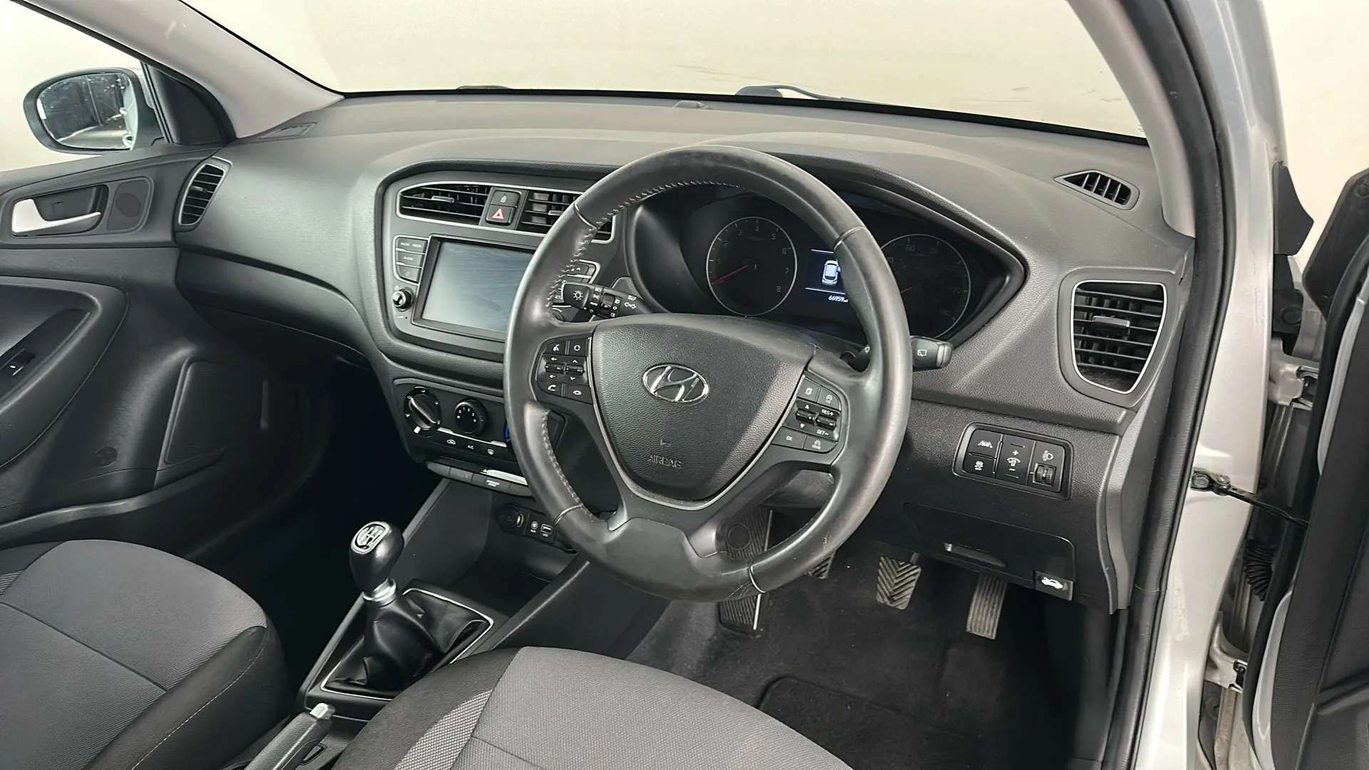 2020 HYUNDAI I20 2020 HYUNDAI I20
