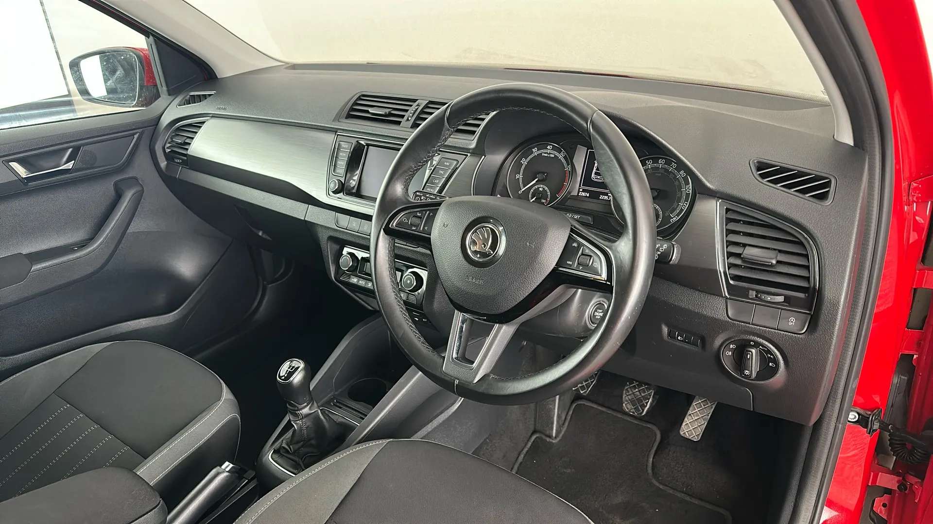 2018 SKODA FABIA 2018 SKODA FABIA