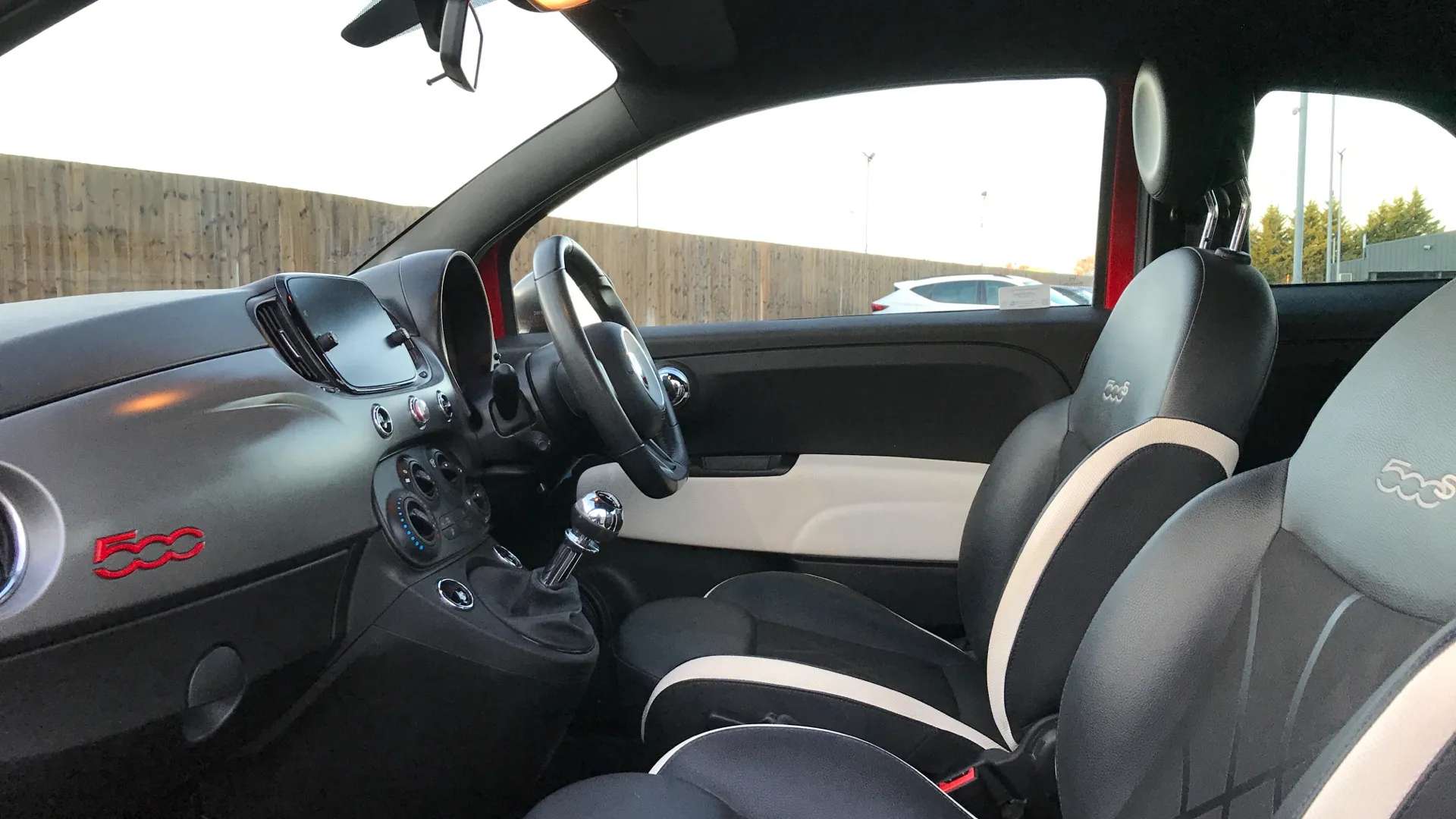 2019 FIAT 500 2019 FIAT 500