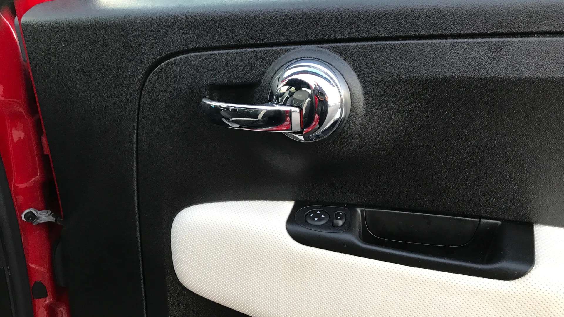 2019 FIAT 500 2019 FIAT 500