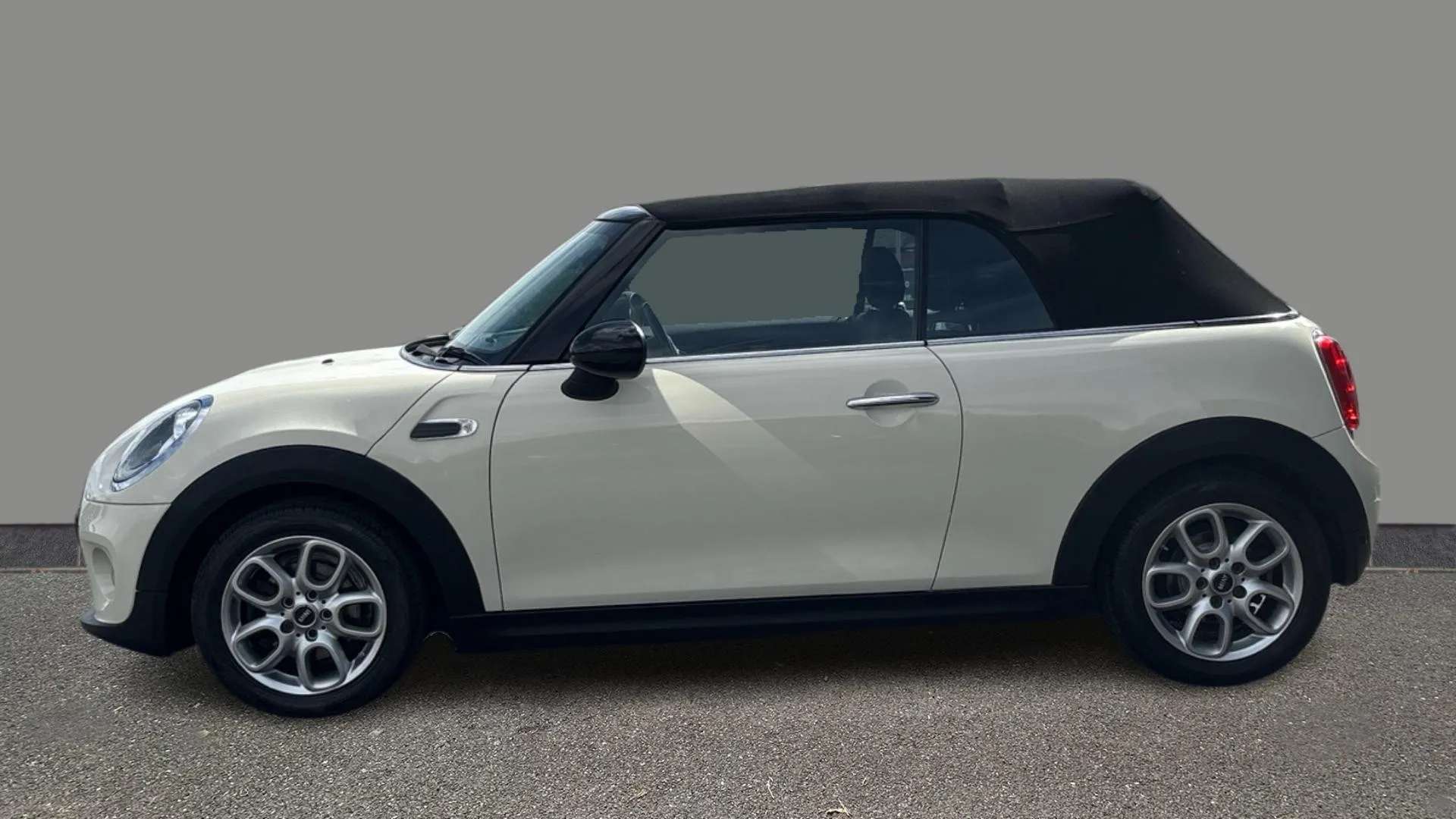 2017 MINI CONVERTIBLE 2017 MINI CONVERTIBLE