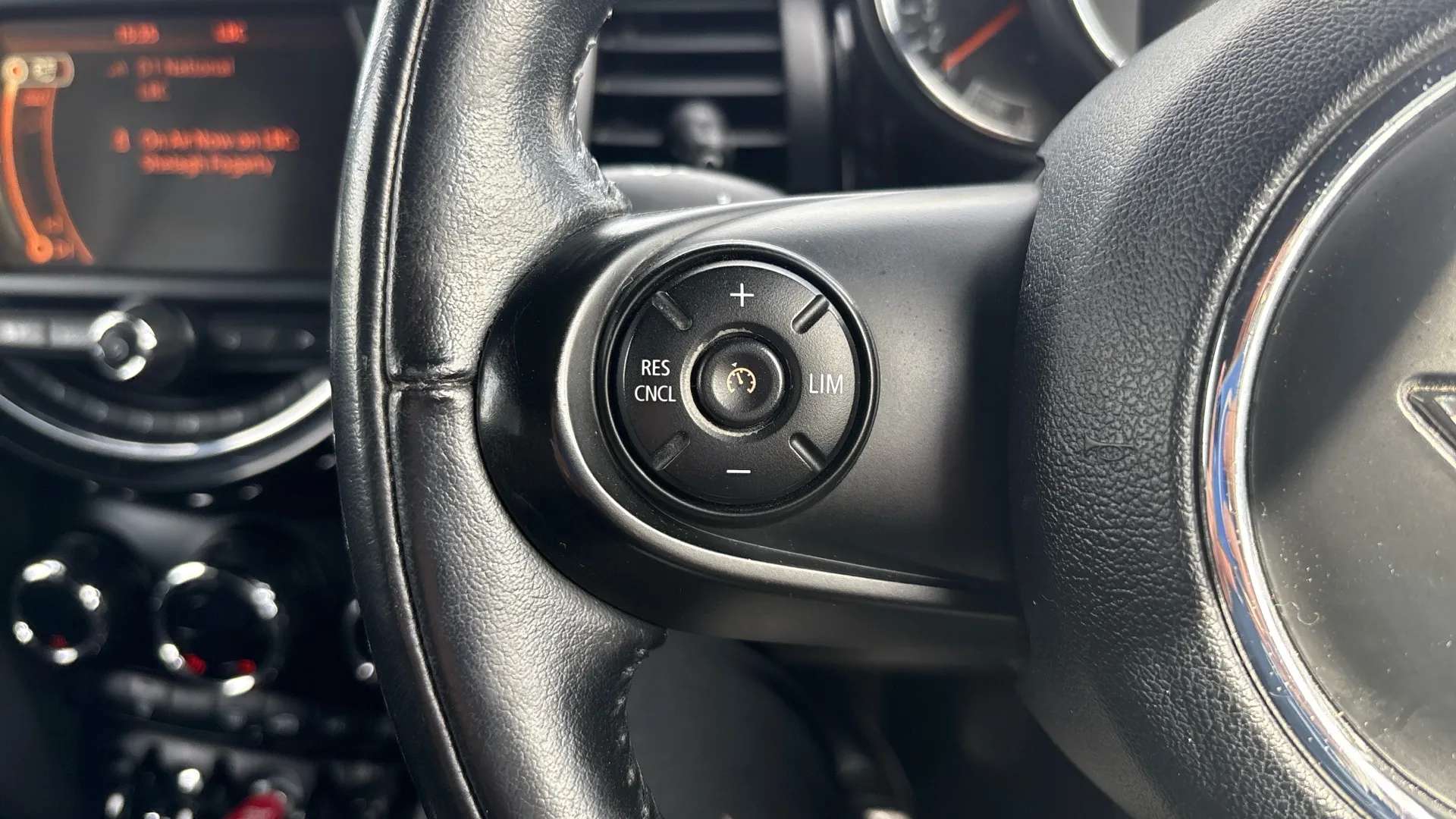 2017 MINI CONVERTIBLE 2017 MINI CONVERTIBLE