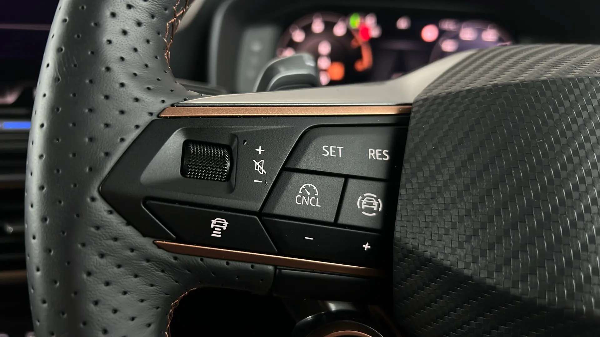 2025 CUPRA FORMENTOR 2025 CUPRA FORMENTOR