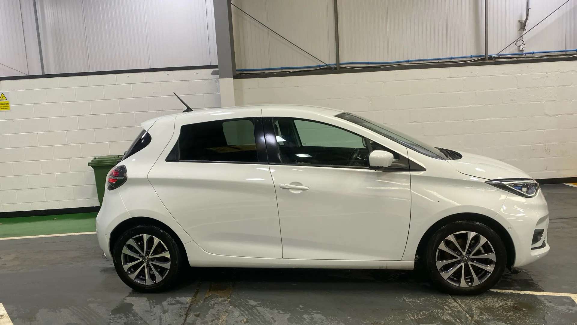 A 2022 RENAULT ZOE 100kW GT Line + R135 50kWh Rapid Charge Auto A 2022 RENAULT ZOE 100kW GT Line + R135 50kWh Rapid Charge Auto