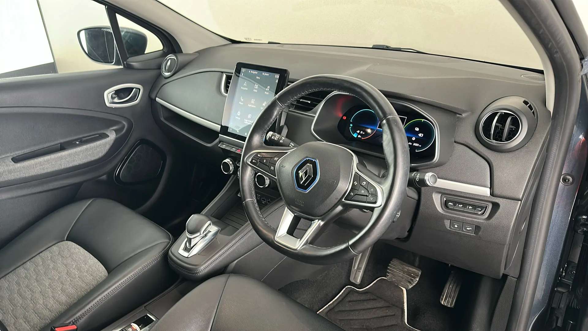 2020 RENAULT ZOE 2020 RENAULT ZOE
