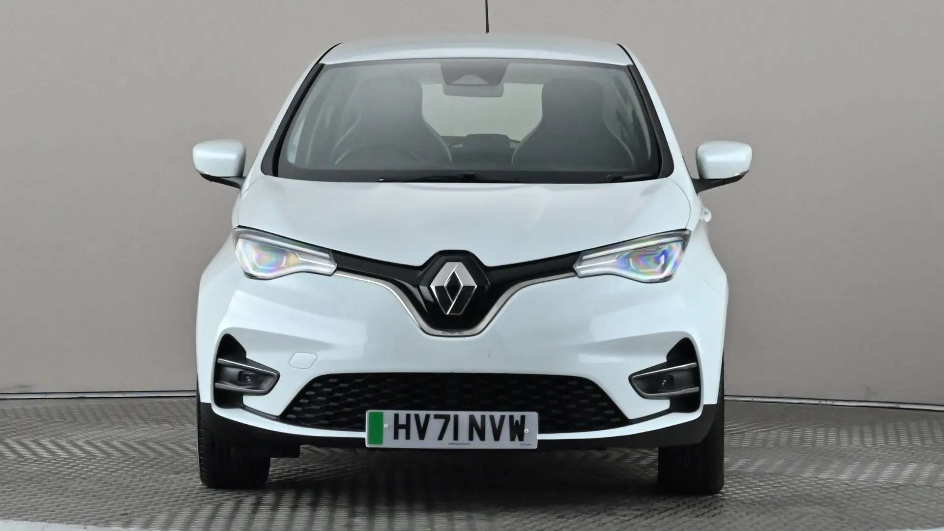 A 2021 RENAULT ZOE 100kW Iconic R135 50kWh Rapid Charge Auto A 2021 RENAULT ZOE 100kW Iconic R135 50kWh Rapid Charge Auto