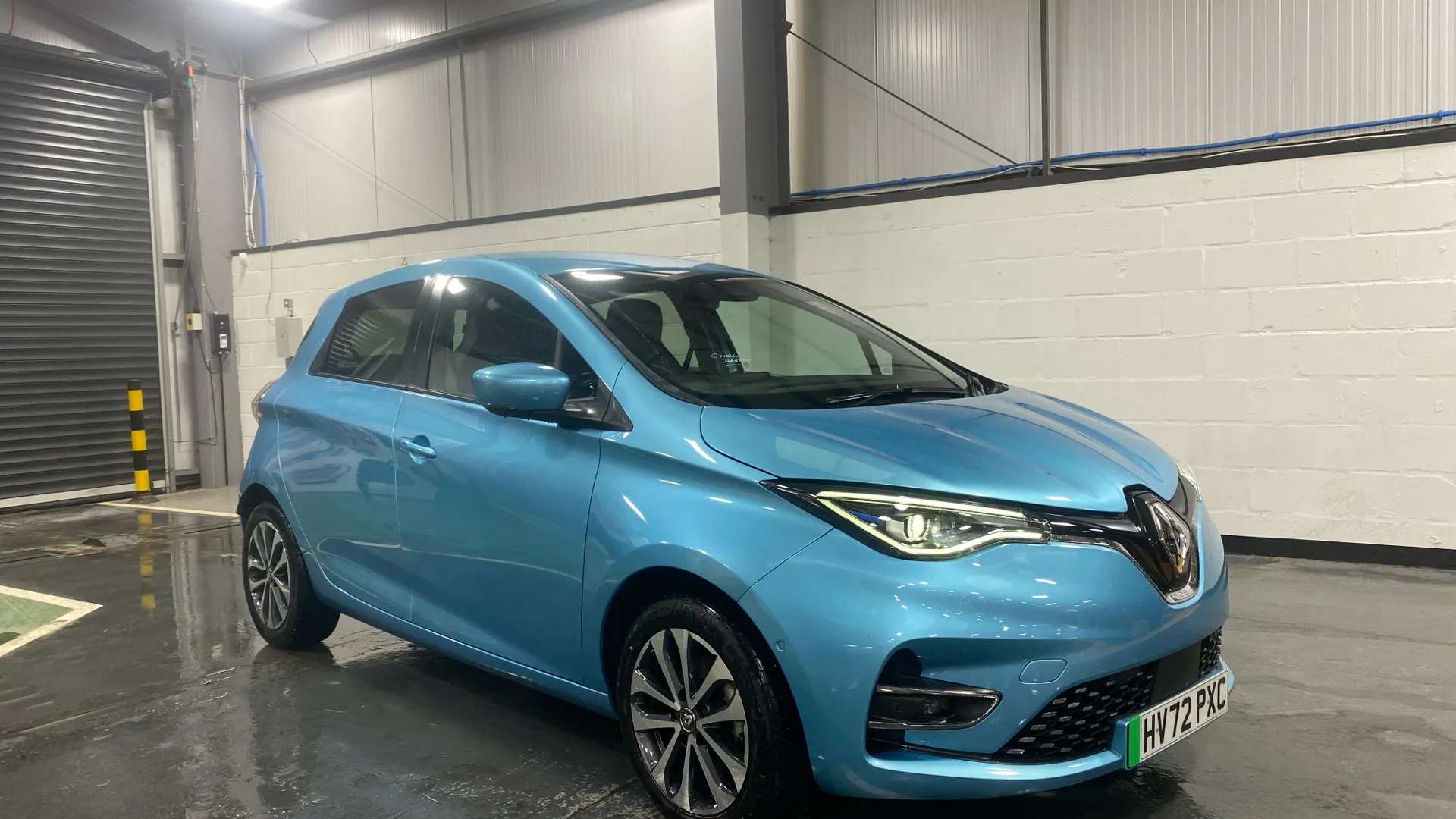 A 2022 RENAULT ZOE 100kW GT Line + R135 50kWh Rapid Charge Auto A 2022 RENAULT ZOE 100kW GT Line + R135 50kWh Rapid Charge Auto