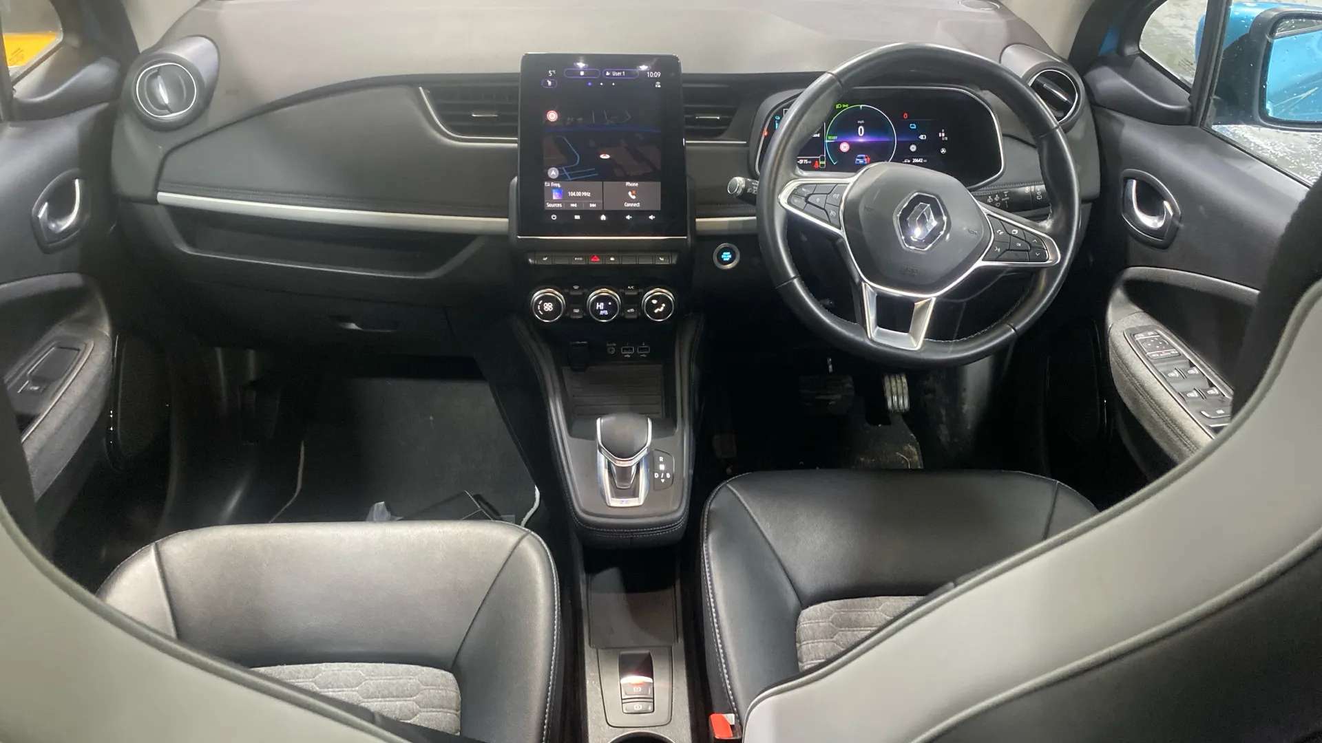 2022 RENAULT ZOE 2022 RENAULT ZOE