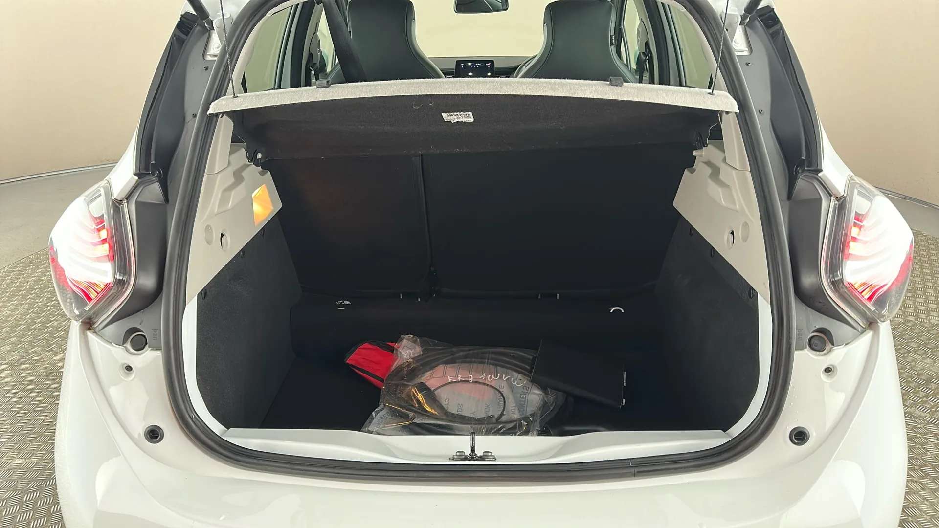 2021 RENAULT ZOE 2021 RENAULT ZOE