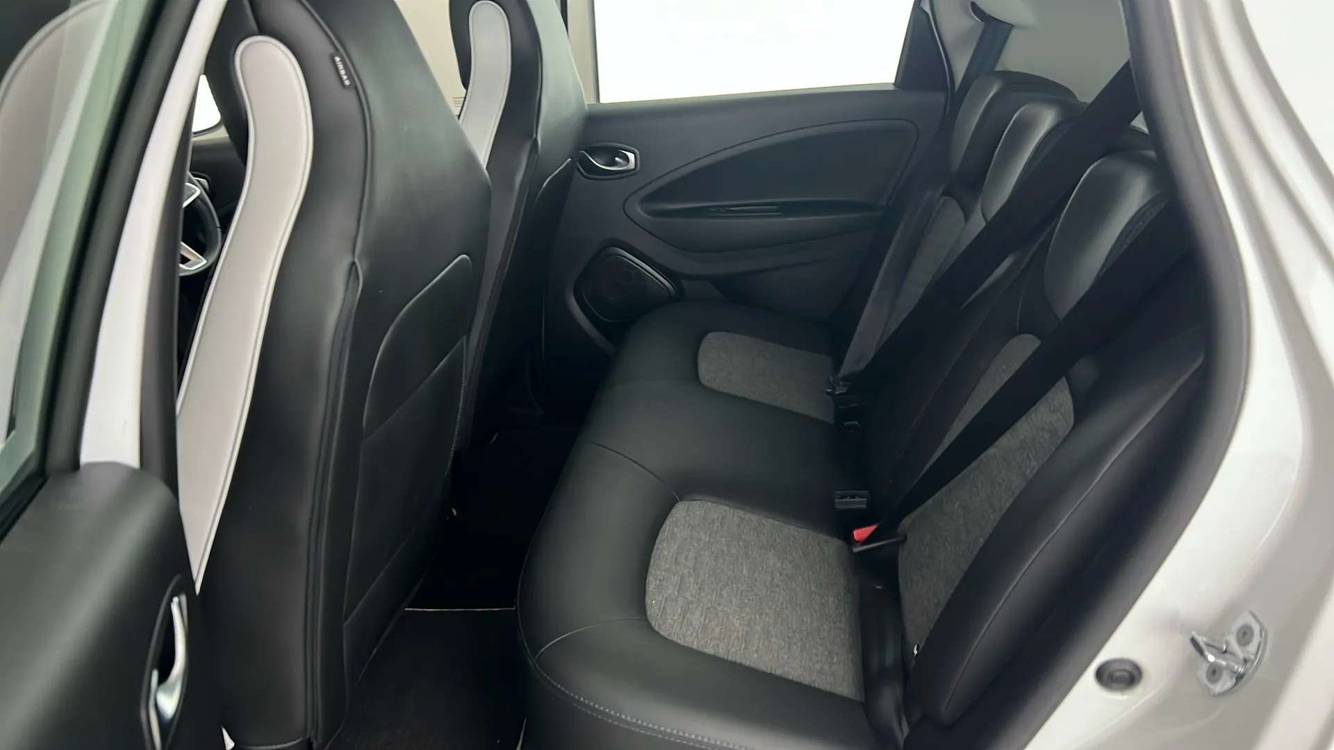 2020 RENAULT ZOE 2020 RENAULT ZOE