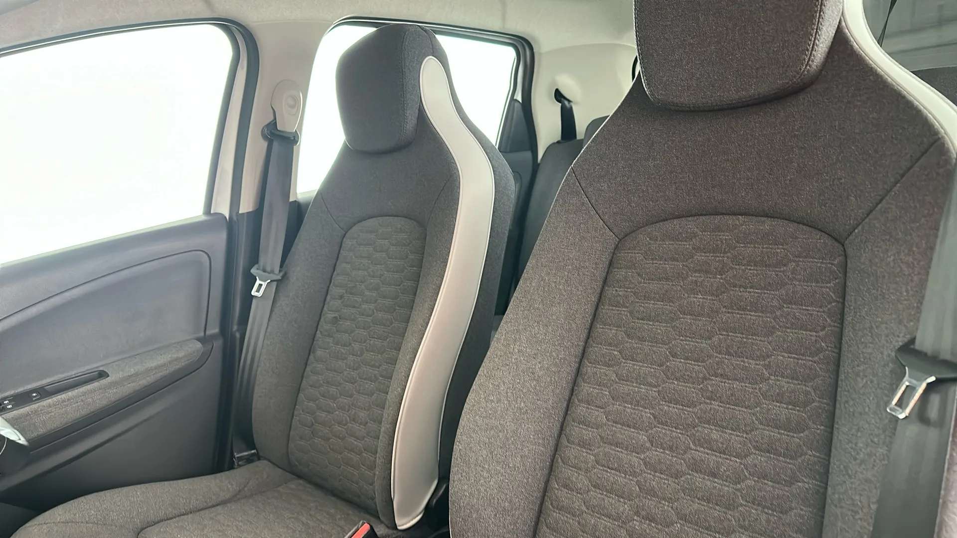 2021 RENAULT ZOE 2021 RENAULT ZOE