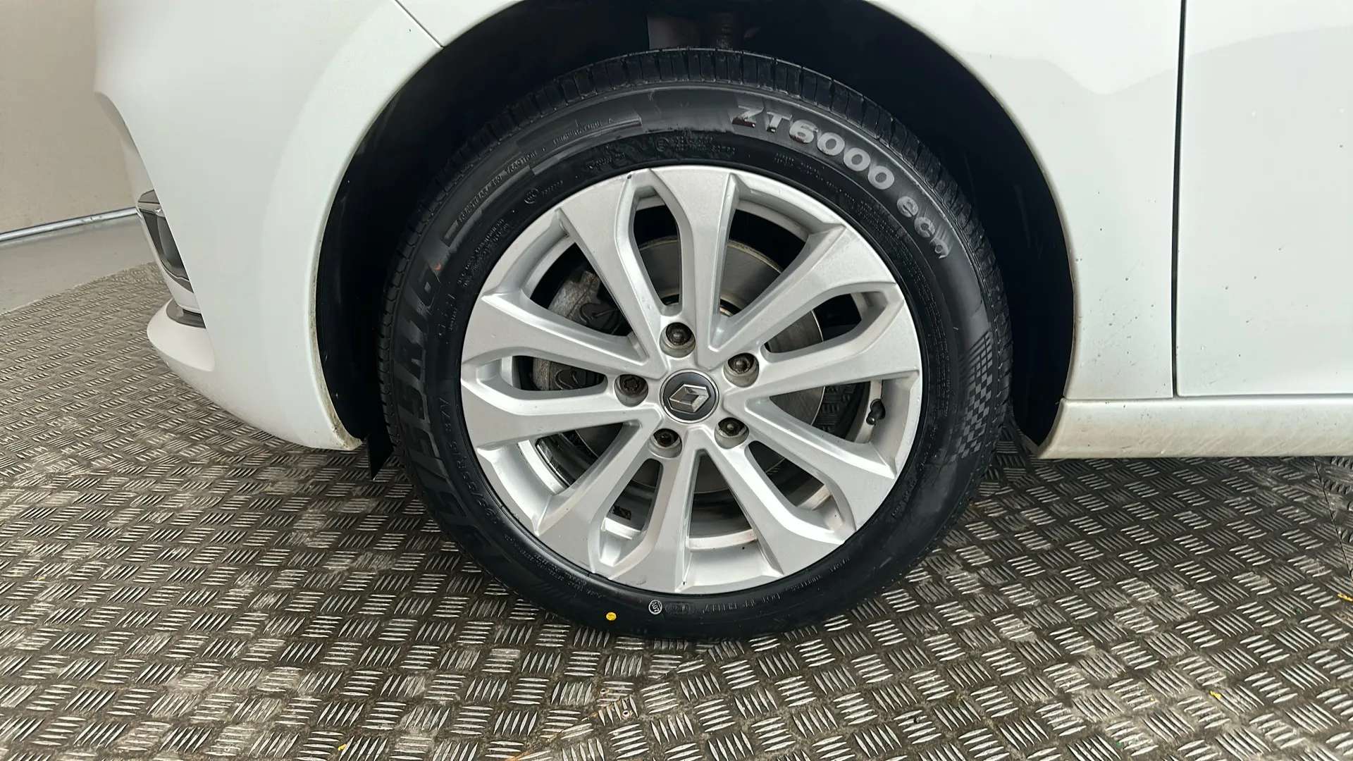 2021 RENAULT ZOE 2021 RENAULT ZOE