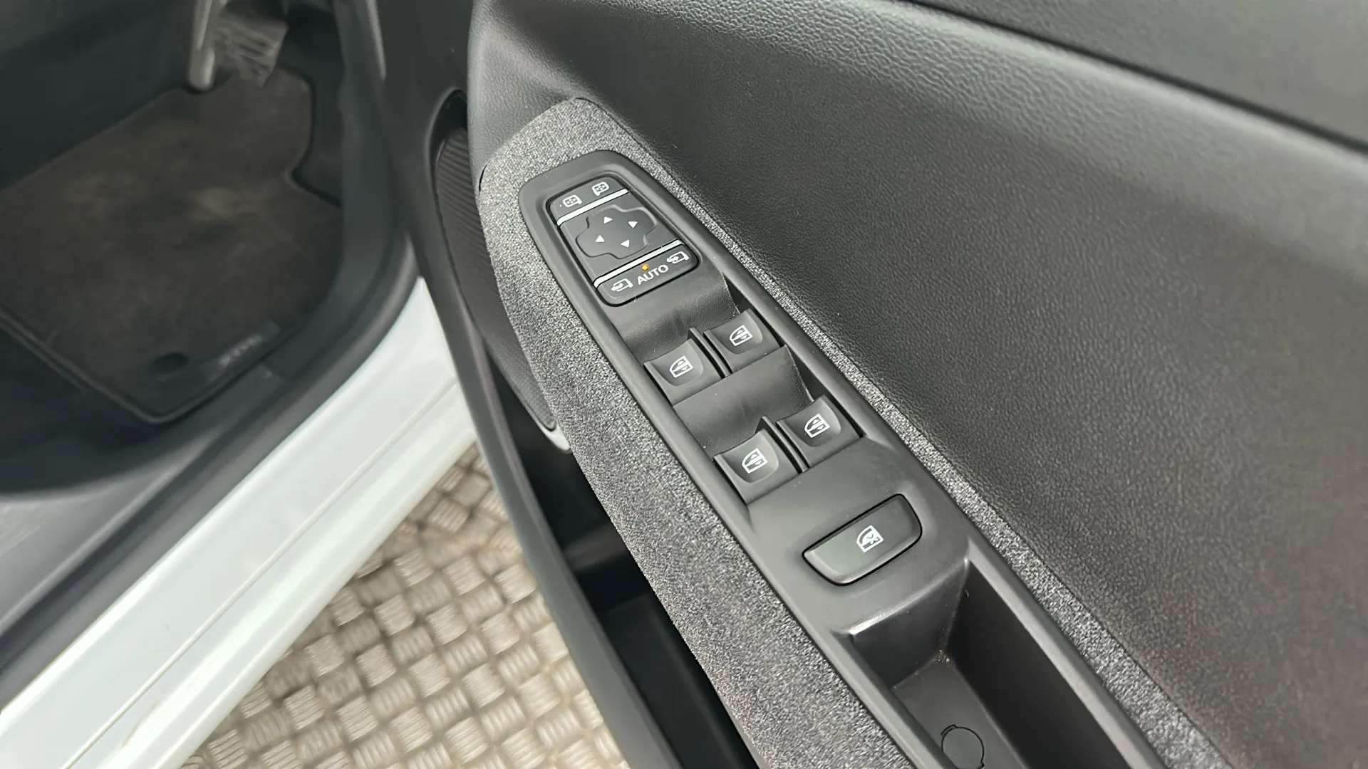 2022 RENAULT ZOE 2022 RENAULT ZOE