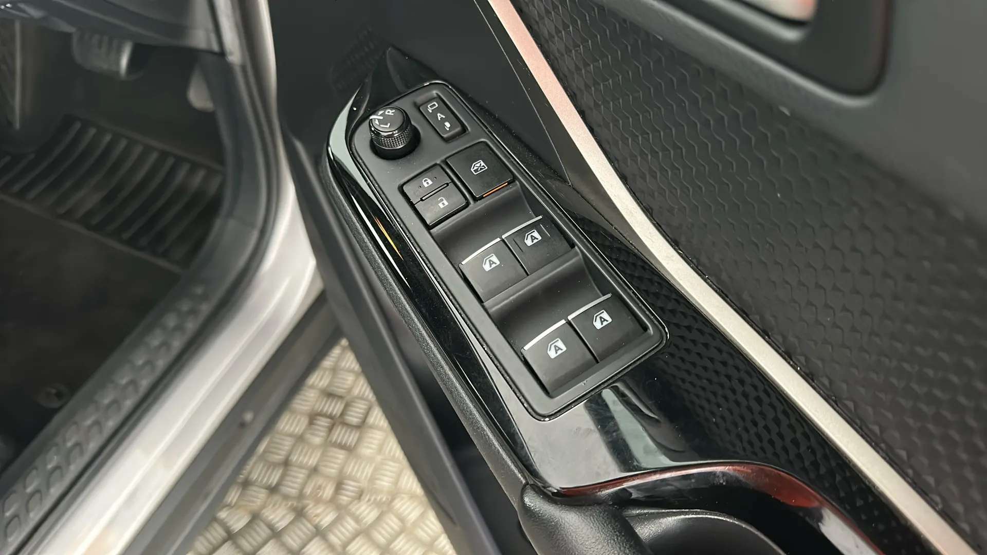 2018 TOYOTA C-HR 2018 TOYOTA C-HR