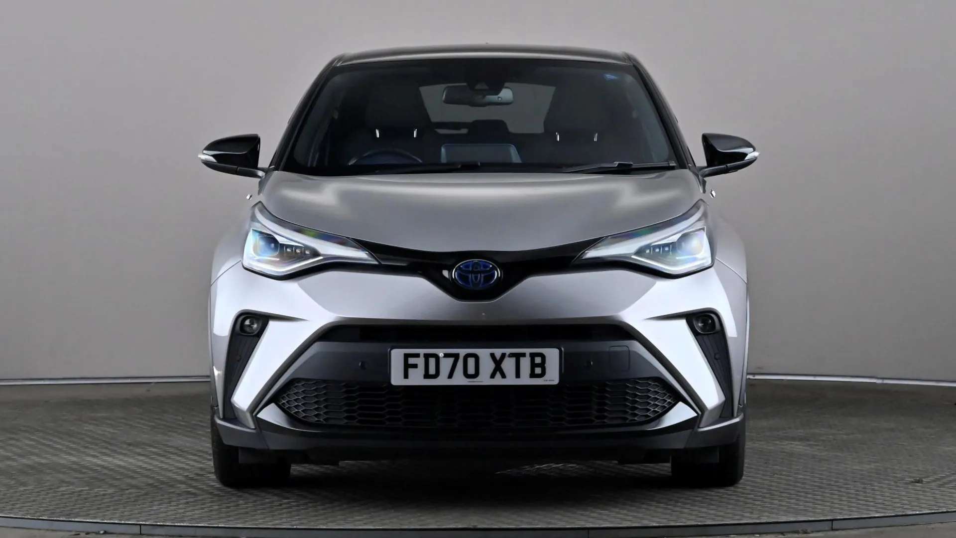 A 2020 TOYOTA C-HR 1.8 Hybrid Dynamic CVT A 2020 TOYOTA C-HR 1.8 Hybrid Dynamic CVT