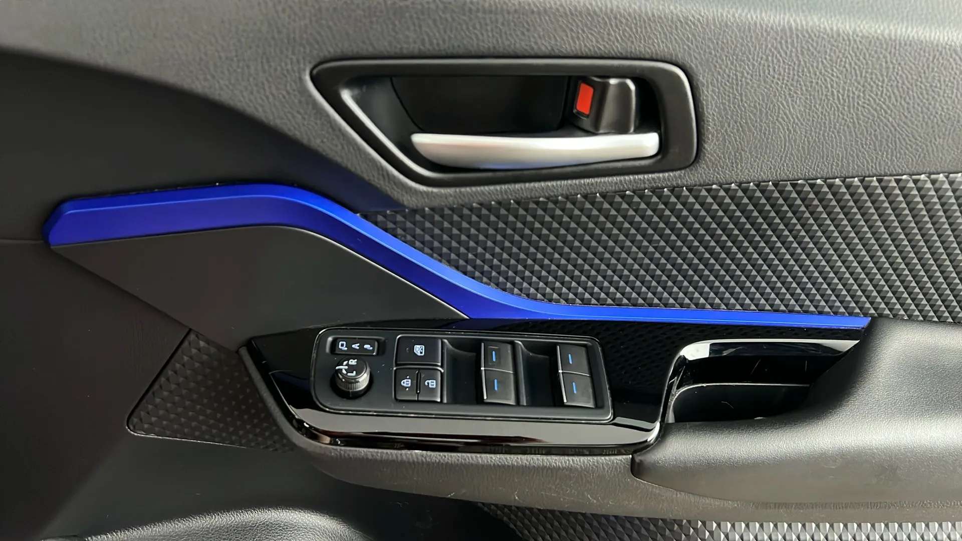 2020 TOYOTA C-HR 2020 TOYOTA C-HR