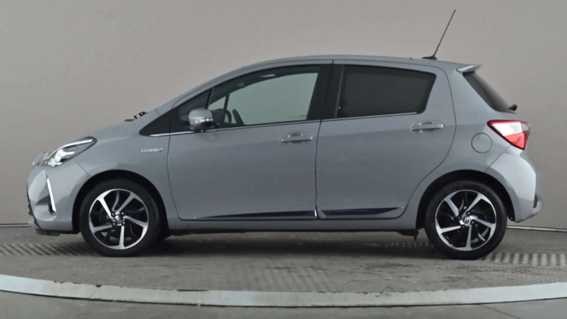 A 2019 TOYOTA YARIS 1.5 Hybrid Excel CVT A 2019 TOYOTA YARIS 1.5 Hybrid Excel CVT