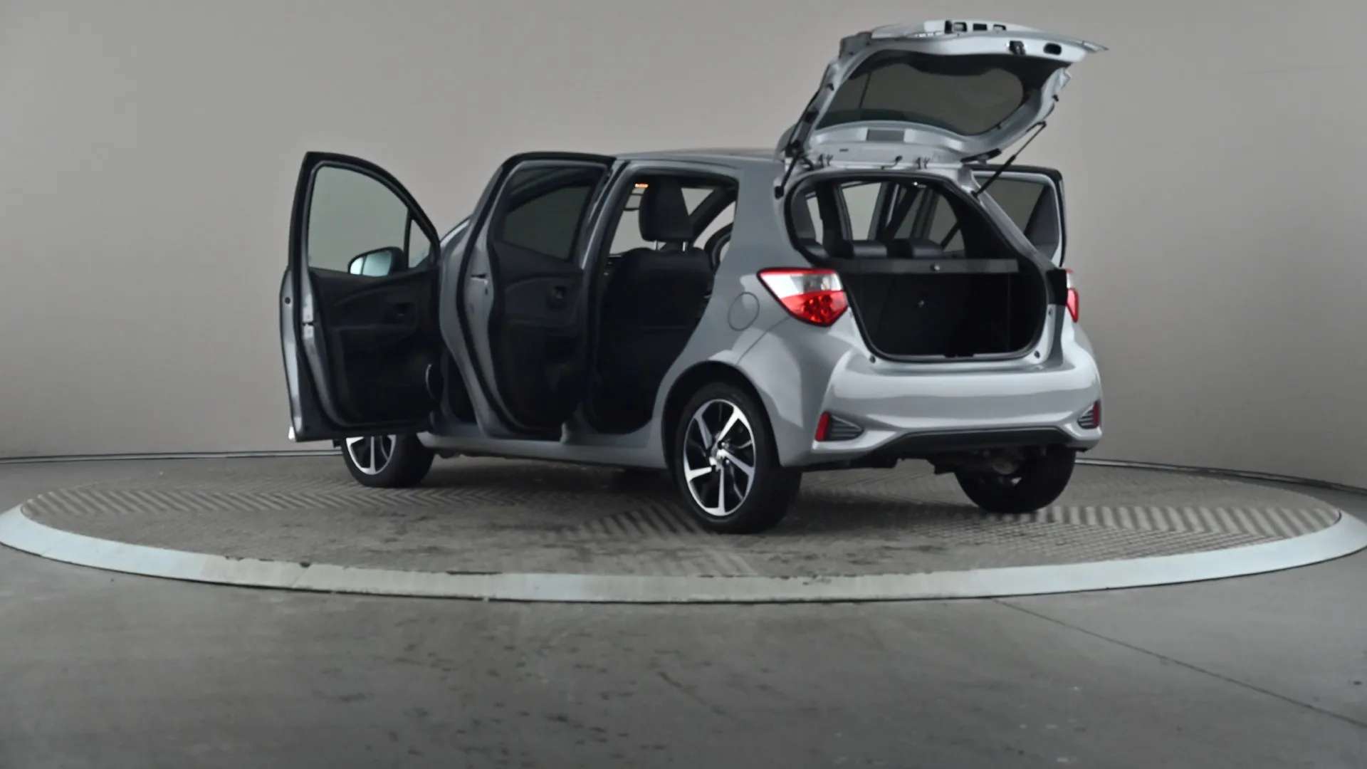 2019 TOYOTA YARIS 2019 TOYOTA YARIS