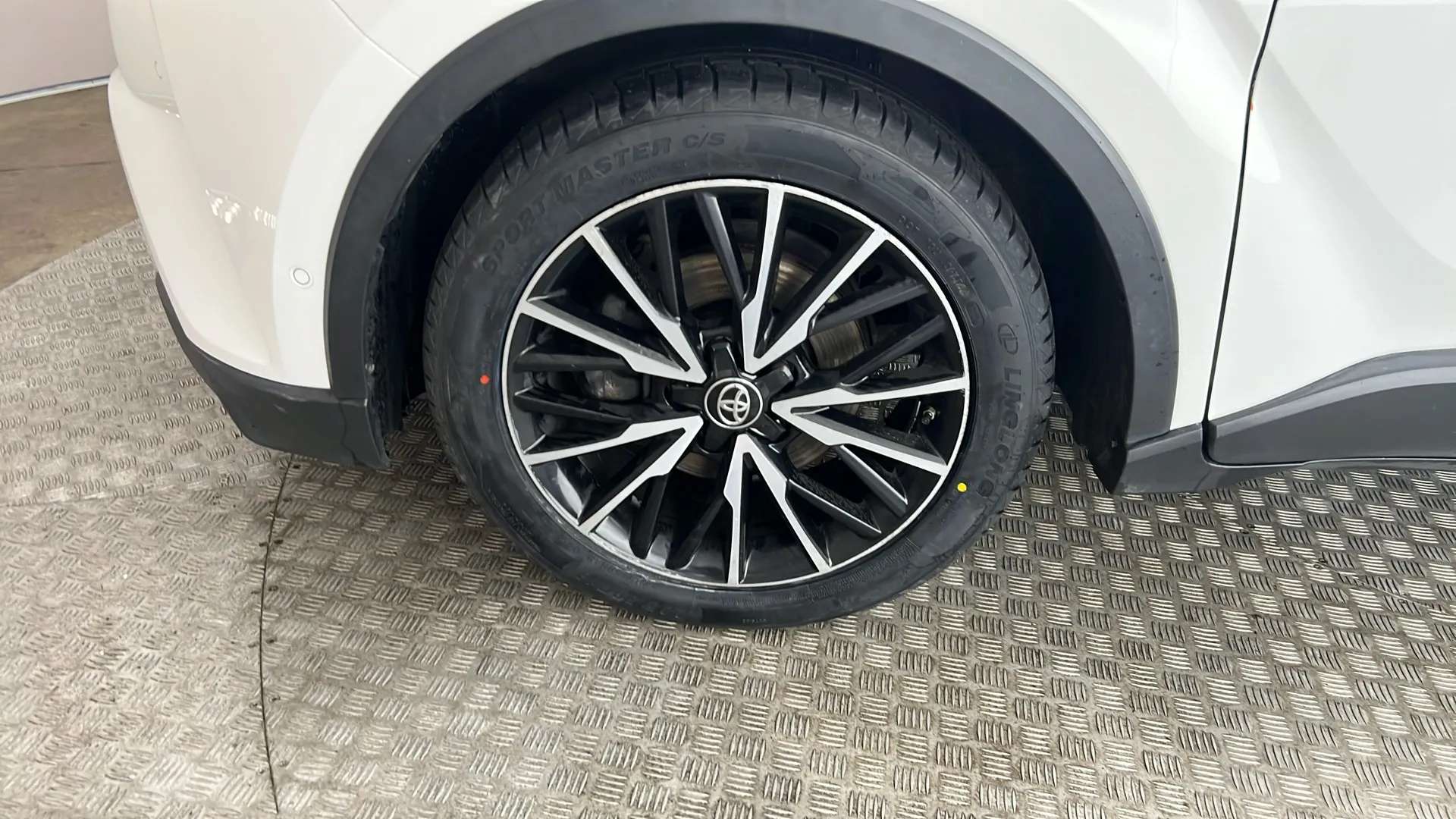 2017 TOYOTA C-HR 2017 TOYOTA C-HR
