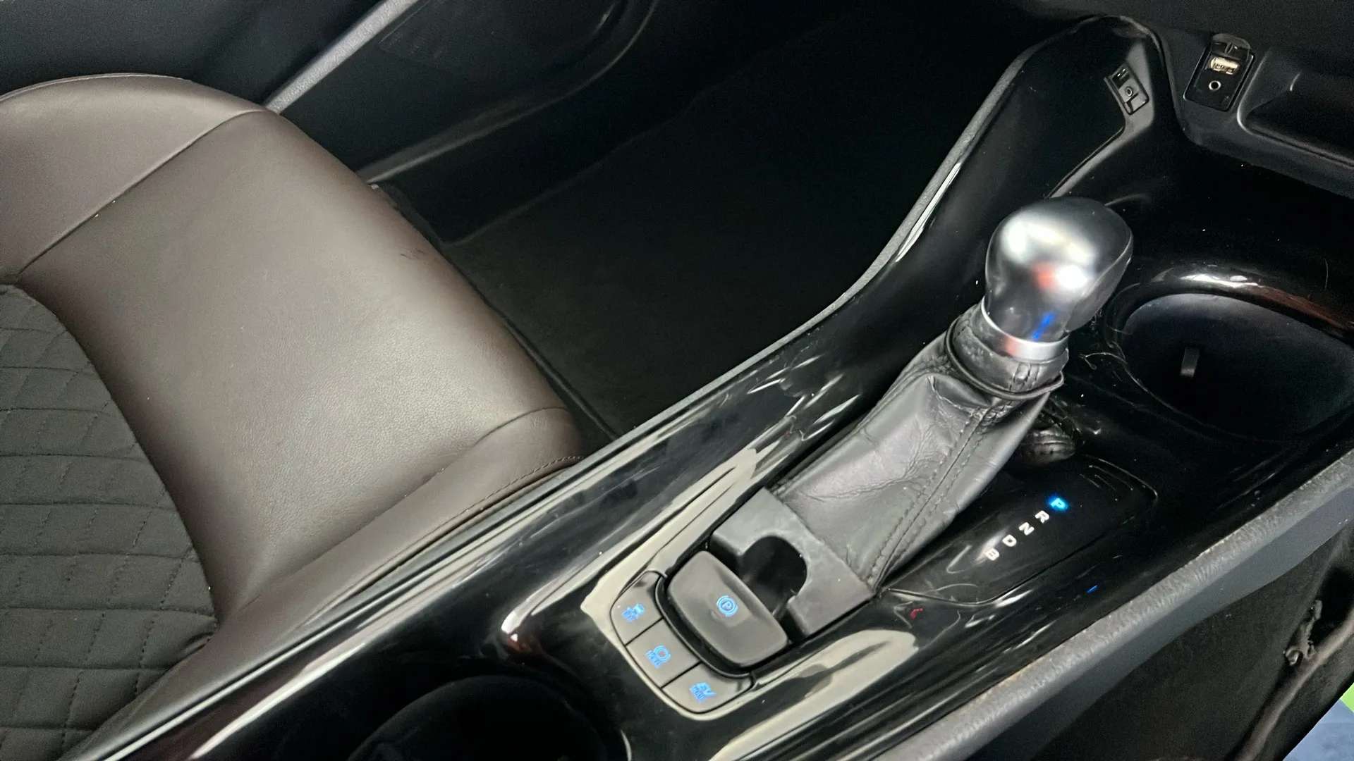2017 TOYOTA C-HR 2017 TOYOTA C-HR