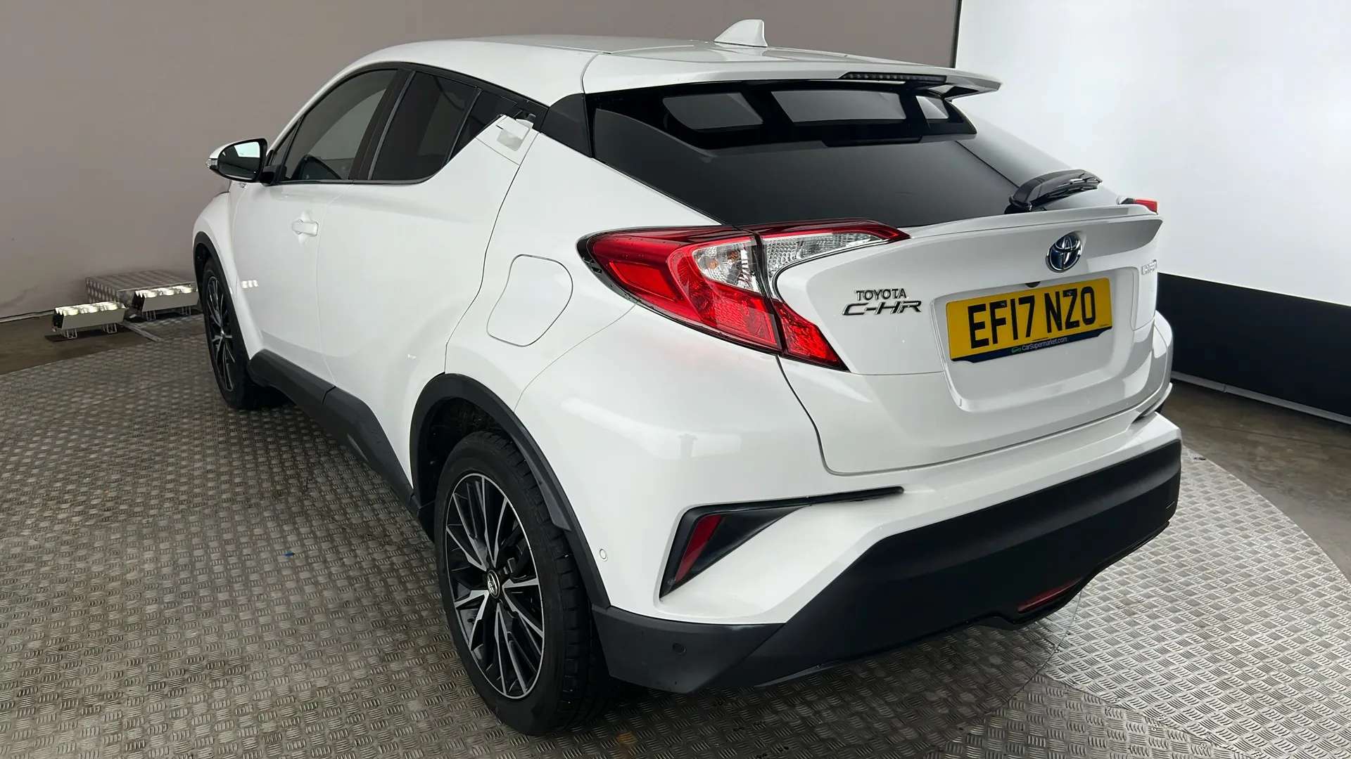 2017 TOYOTA C-HR 2017 TOYOTA C-HR