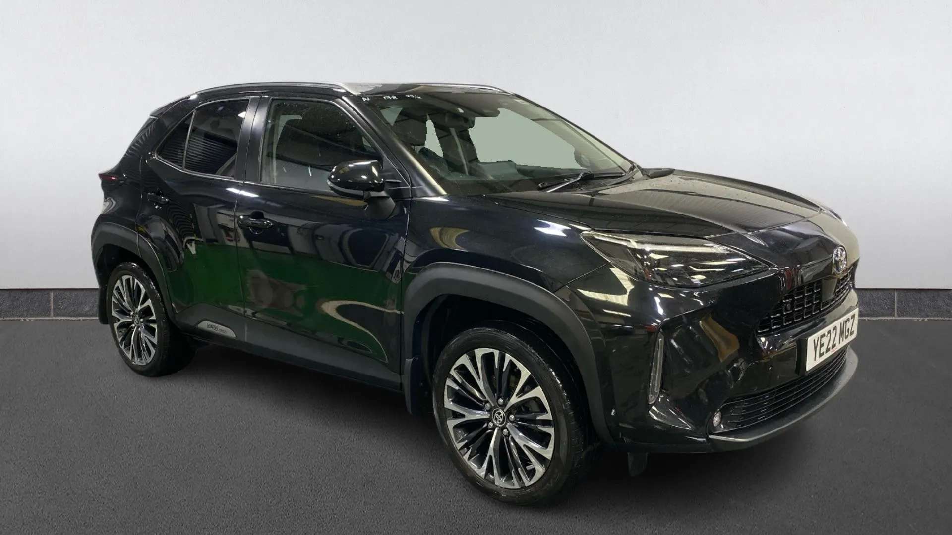 A 2022 TOYOTA YARIS CROSS 1.5 Hybrid Excel CVT A 2022 TOYOTA YARIS CROSS 1.5 Hybrid Excel CVT