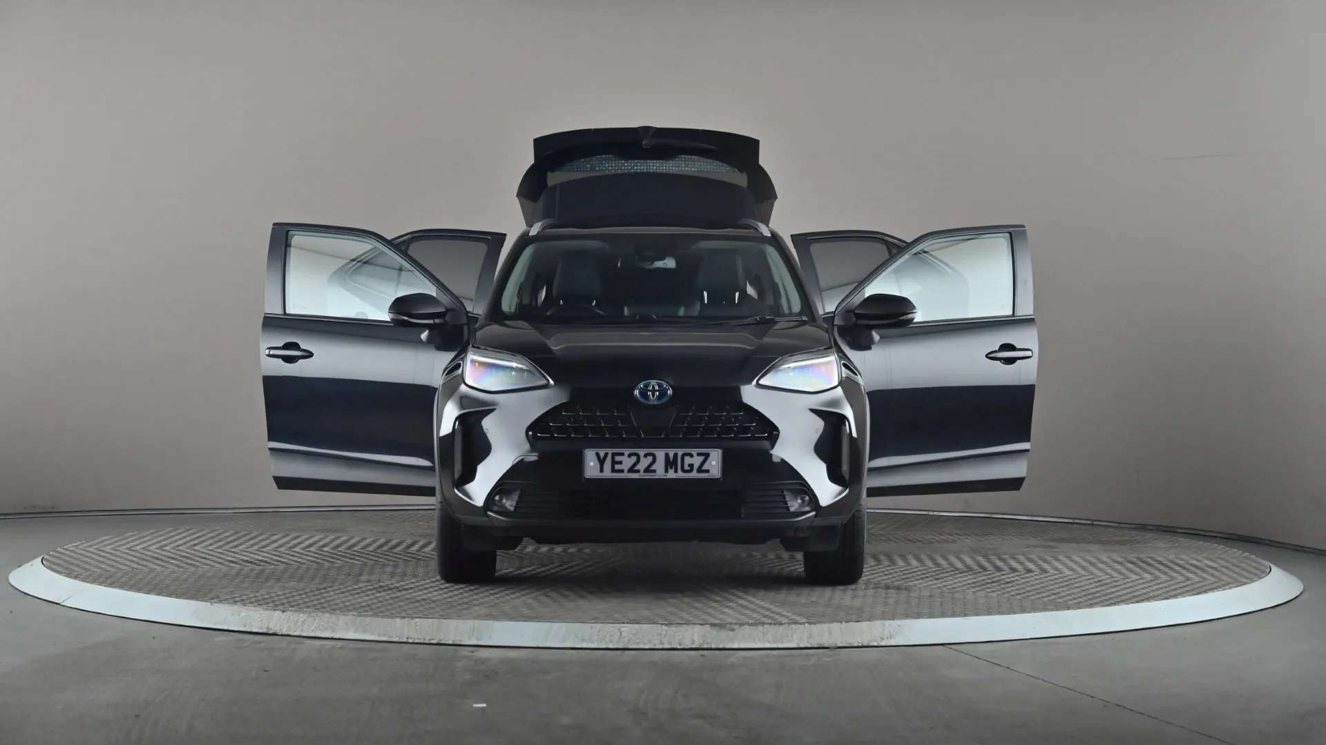 2022 TOYOTA YARIS CROSS 2022 TOYOTA YARIS CROSS