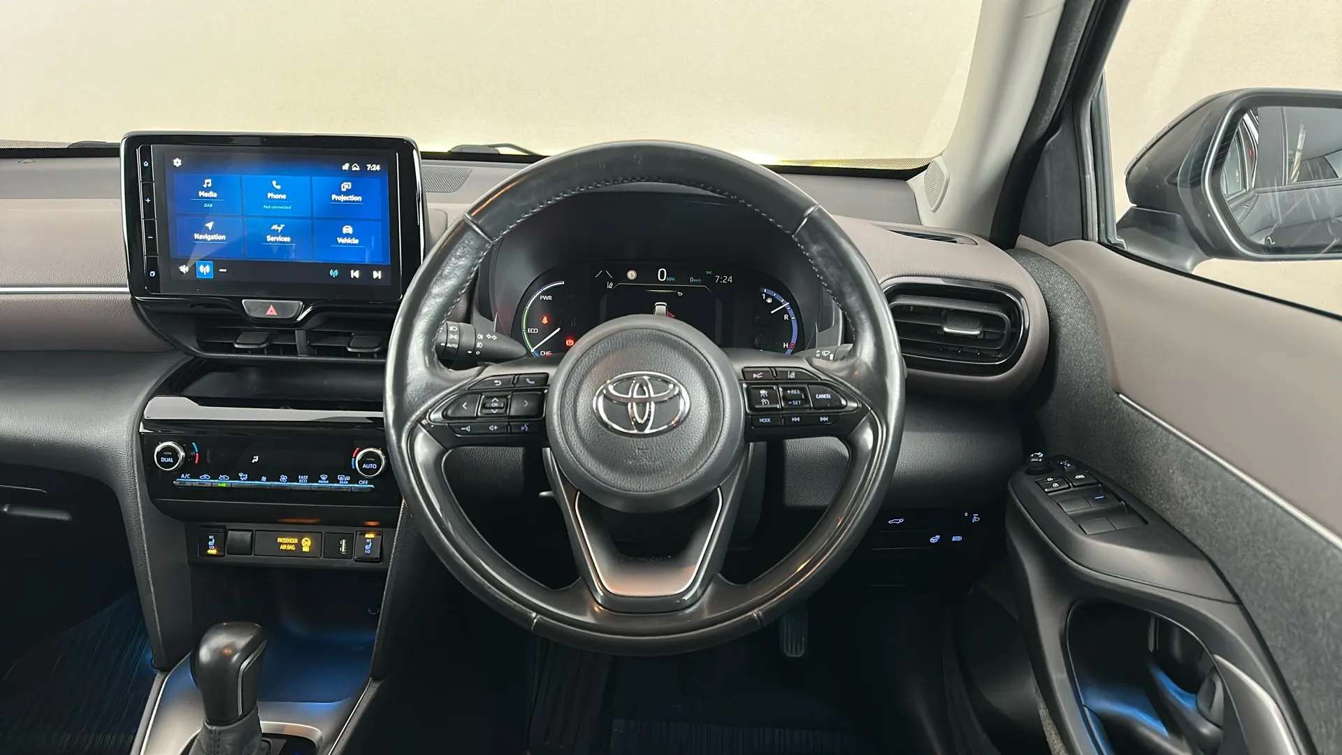 2022 TOYOTA YARIS CROSS 2022 TOYOTA YARIS CROSS