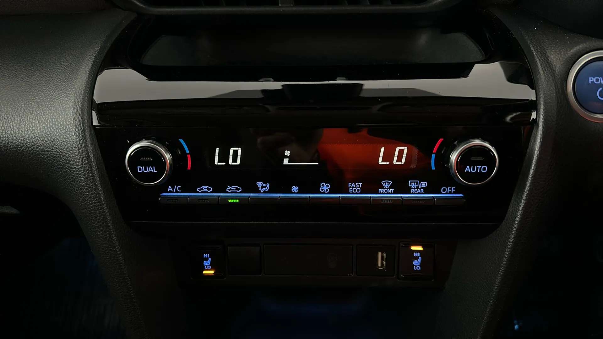 2022 TOYOTA YARIS CROSS 2022 TOYOTA YARIS CROSS