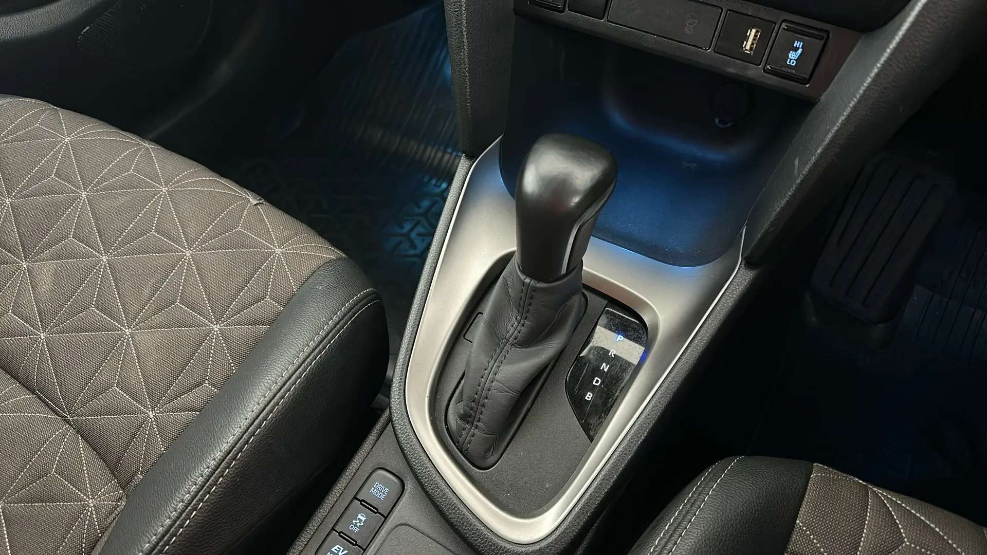 2022 TOYOTA YARIS CROSS 2022 TOYOTA YARIS CROSS