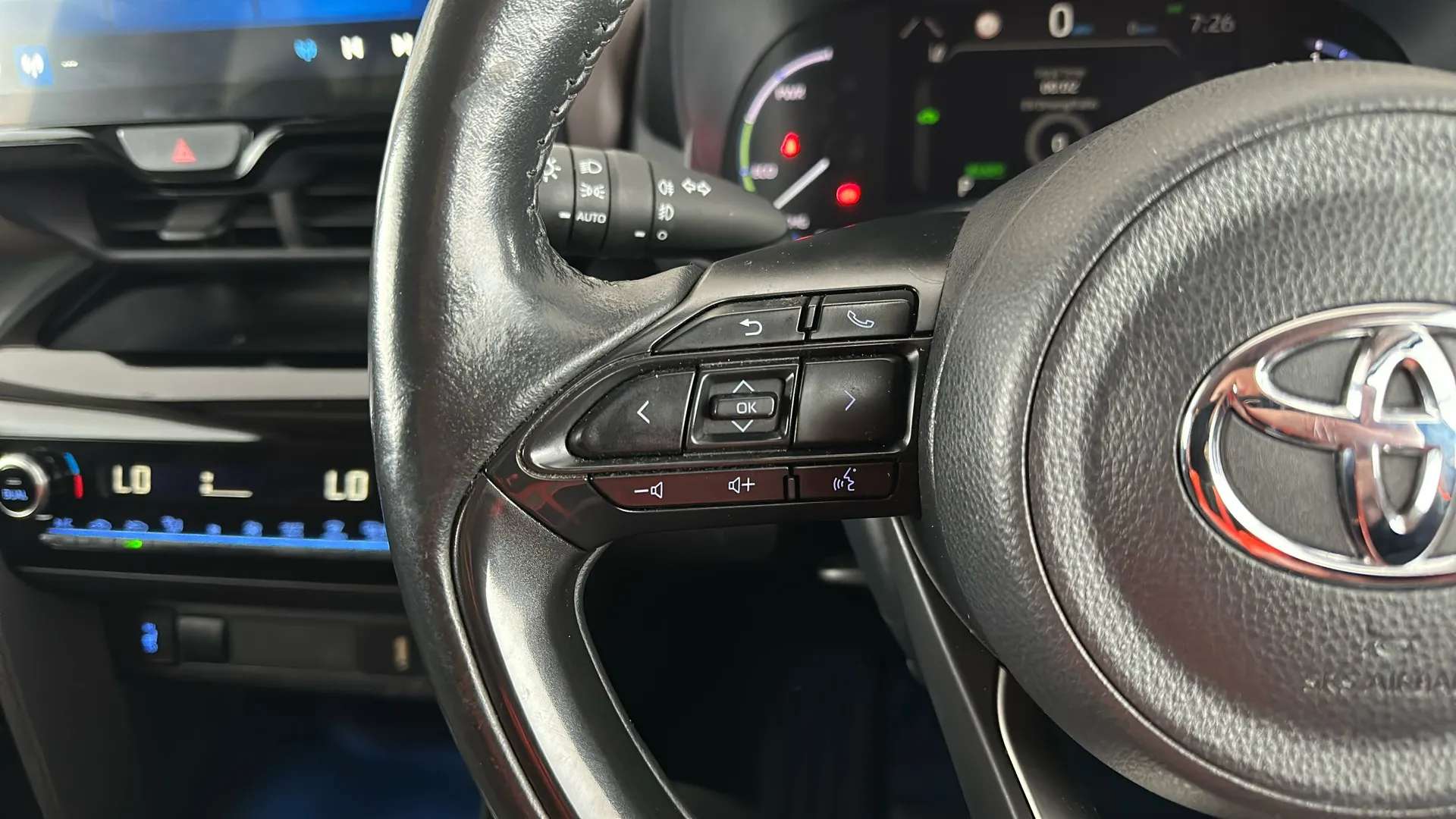 2022 TOYOTA YARIS CROSS 2022 TOYOTA YARIS CROSS