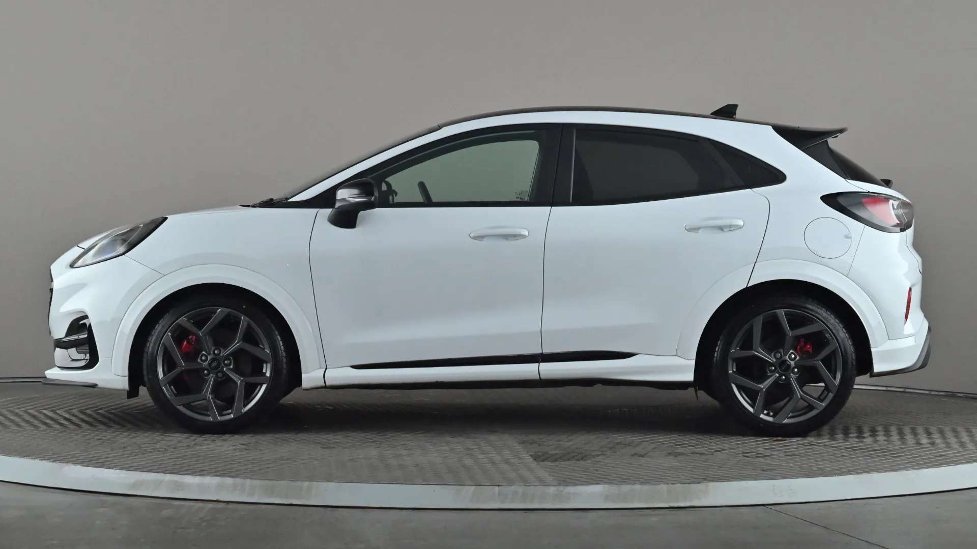 A 2024 FORD PUMA 1.0 EcoBoost Hybrid mHEV ST DCT A 2024 FORD PUMA 1.0 EcoBoost Hybrid mHEV ST DCT