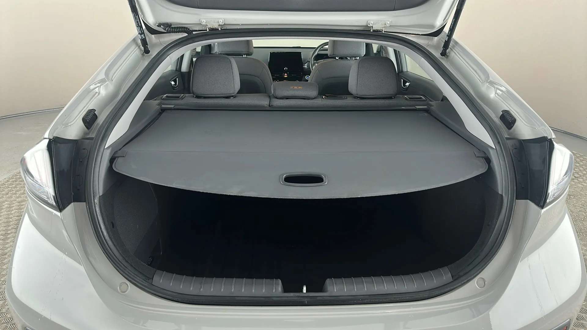 2021 HYUNDAI IONIQ 2021 HYUNDAI IONIQ